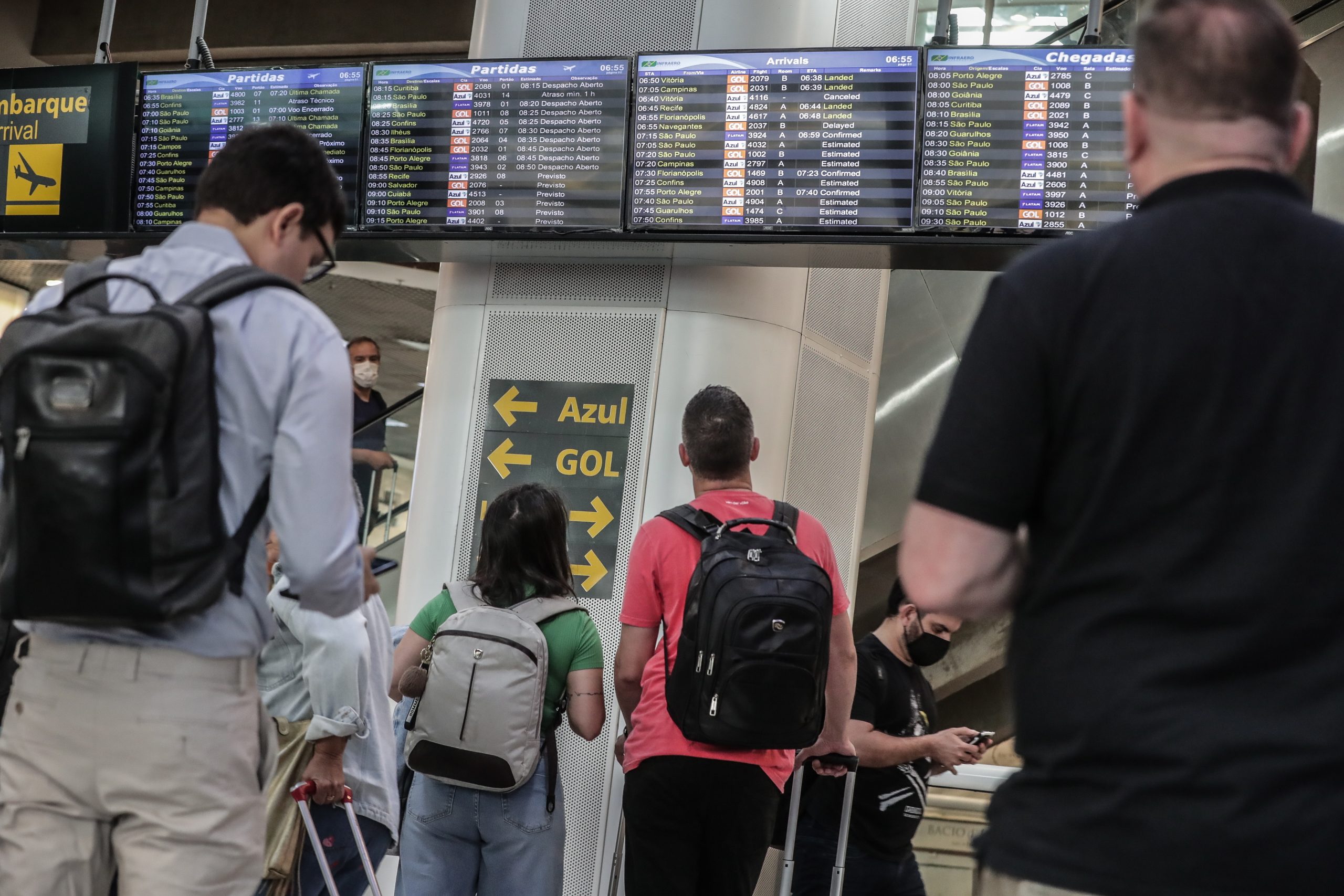 Brasil adia exigência de visto para visitantes dos EUA, Austrália e Canadá