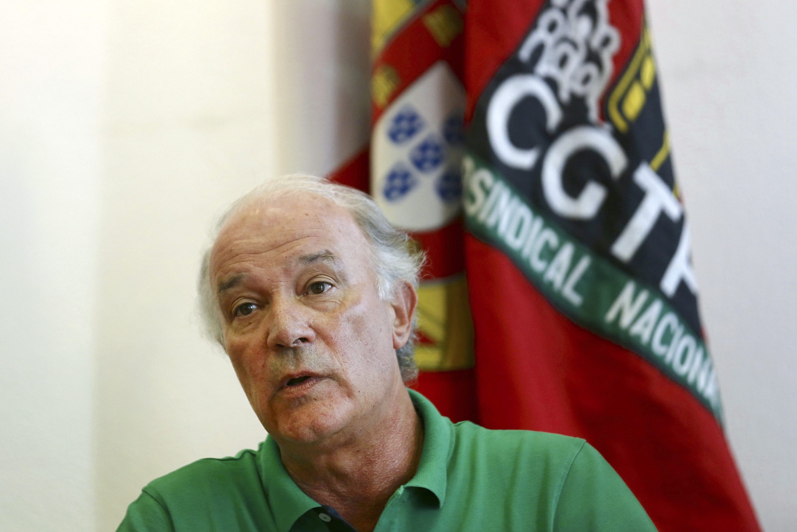 OE2017: CGTP defende corte na despesa pública para investir no crescimento económico