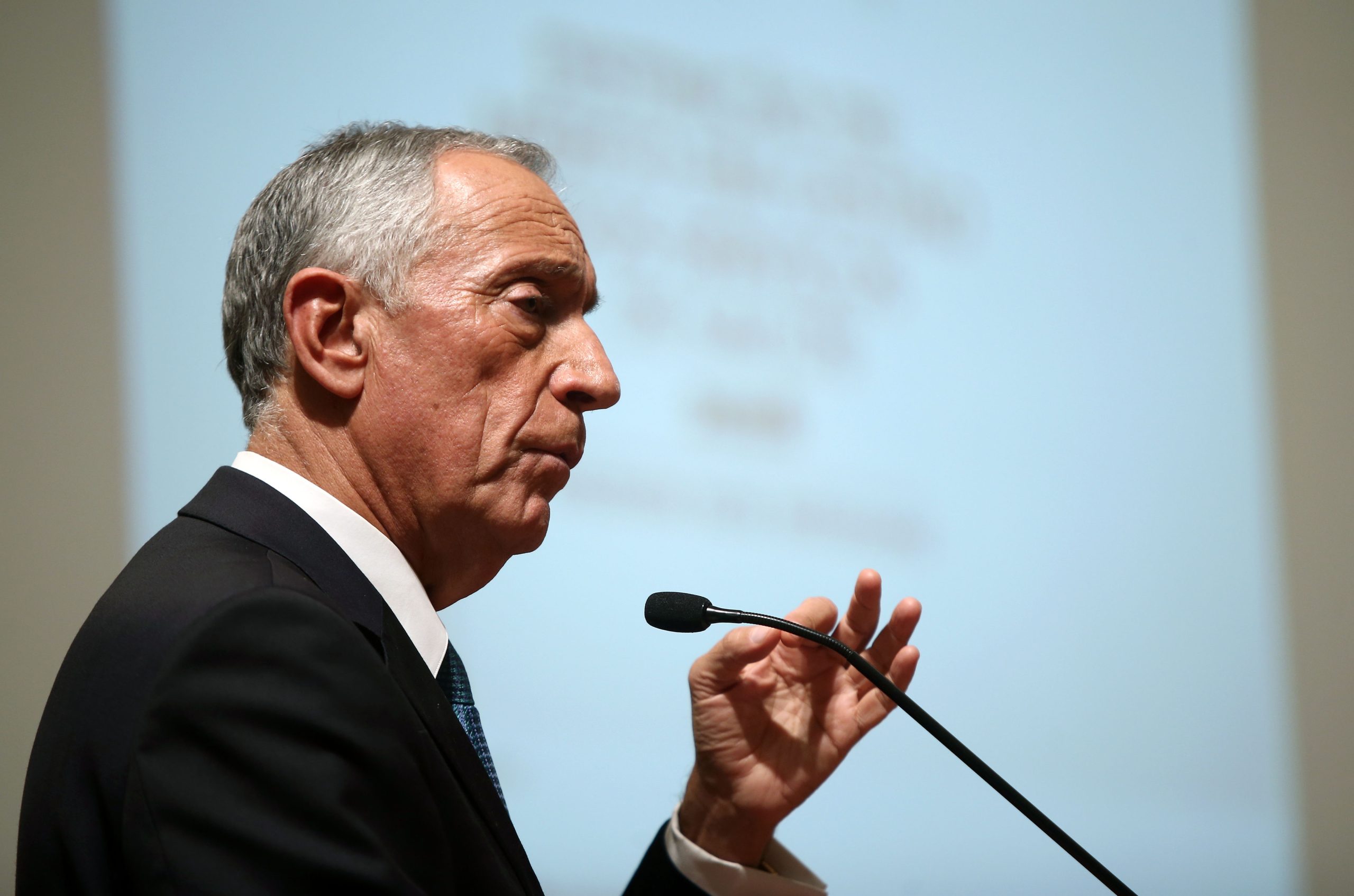 Marcelo Rebelo de Sousa lamenta mortes e expressa condolências ao Brasil