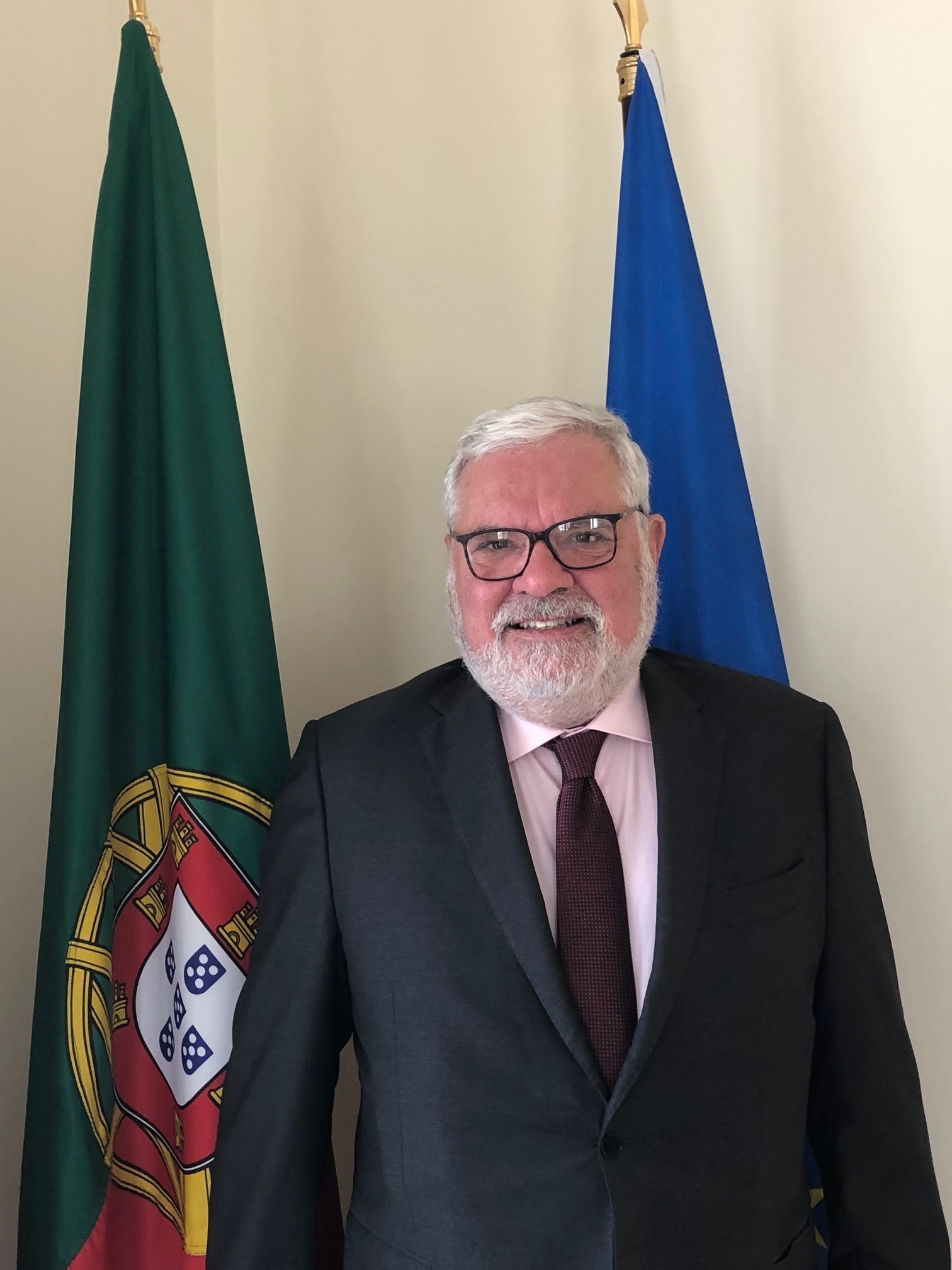 Embaixador de Portugal no Qatar morreu de ataque cardíaco