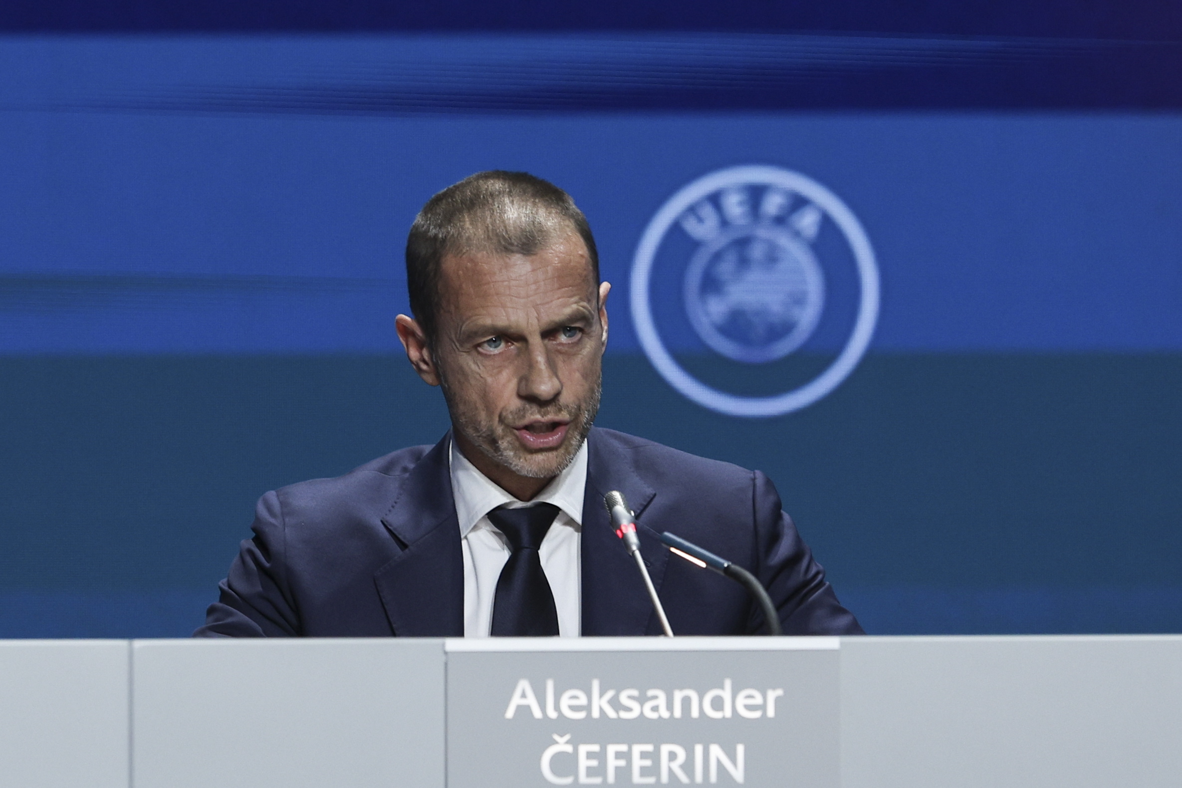 Líder da UEFA apoia candidatura que inclui Portugal ao Mundial de 2030