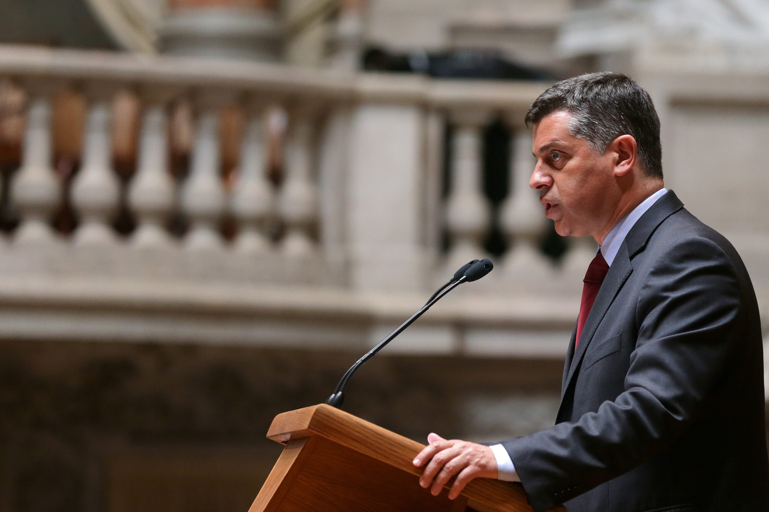 Ministro da Economia espera subida no ‘rating’ de Portugal a partir deste ano