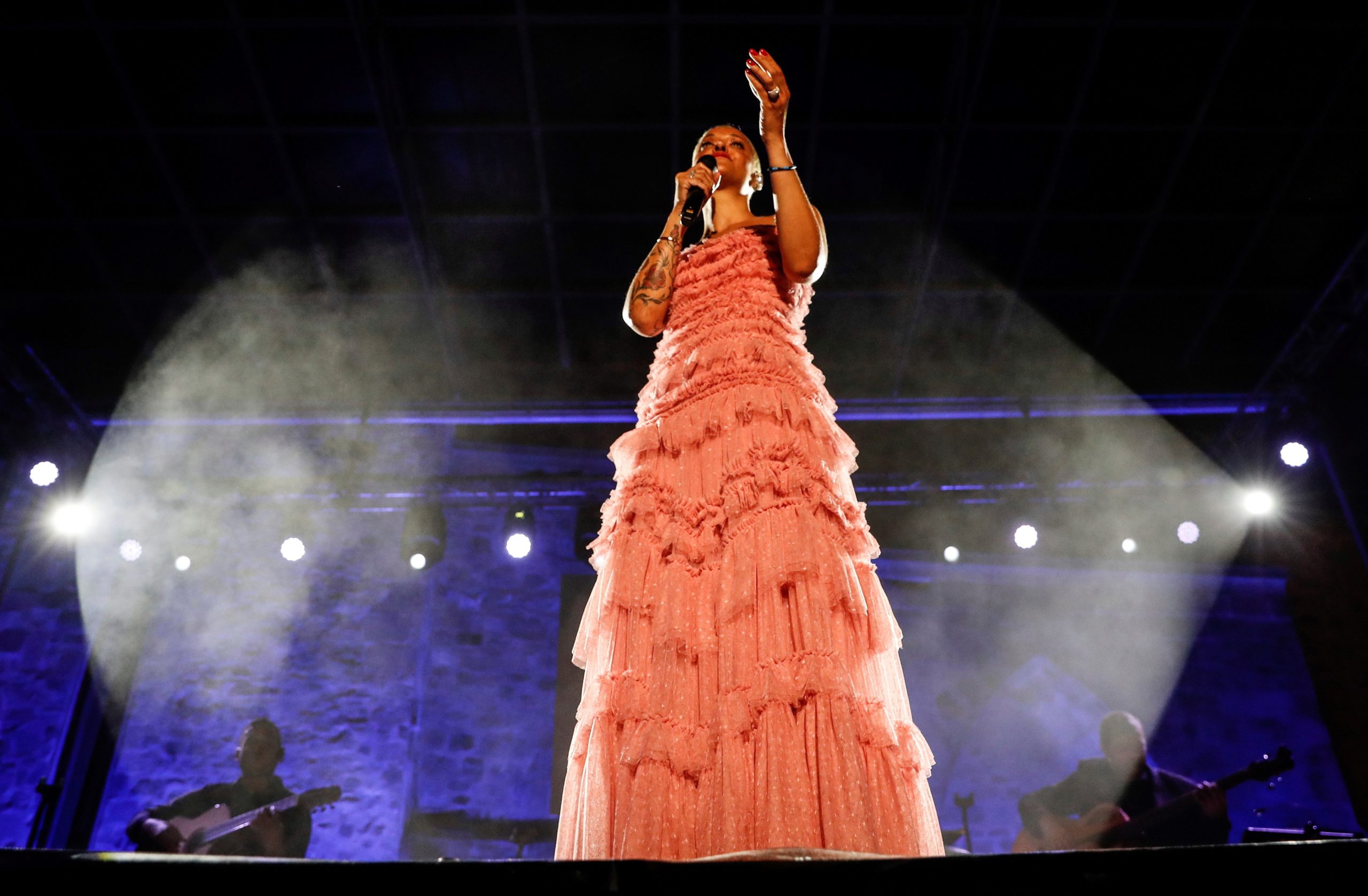 “Mariza canta Amália” e define novo álbum como “banda sonora de Lisboa”