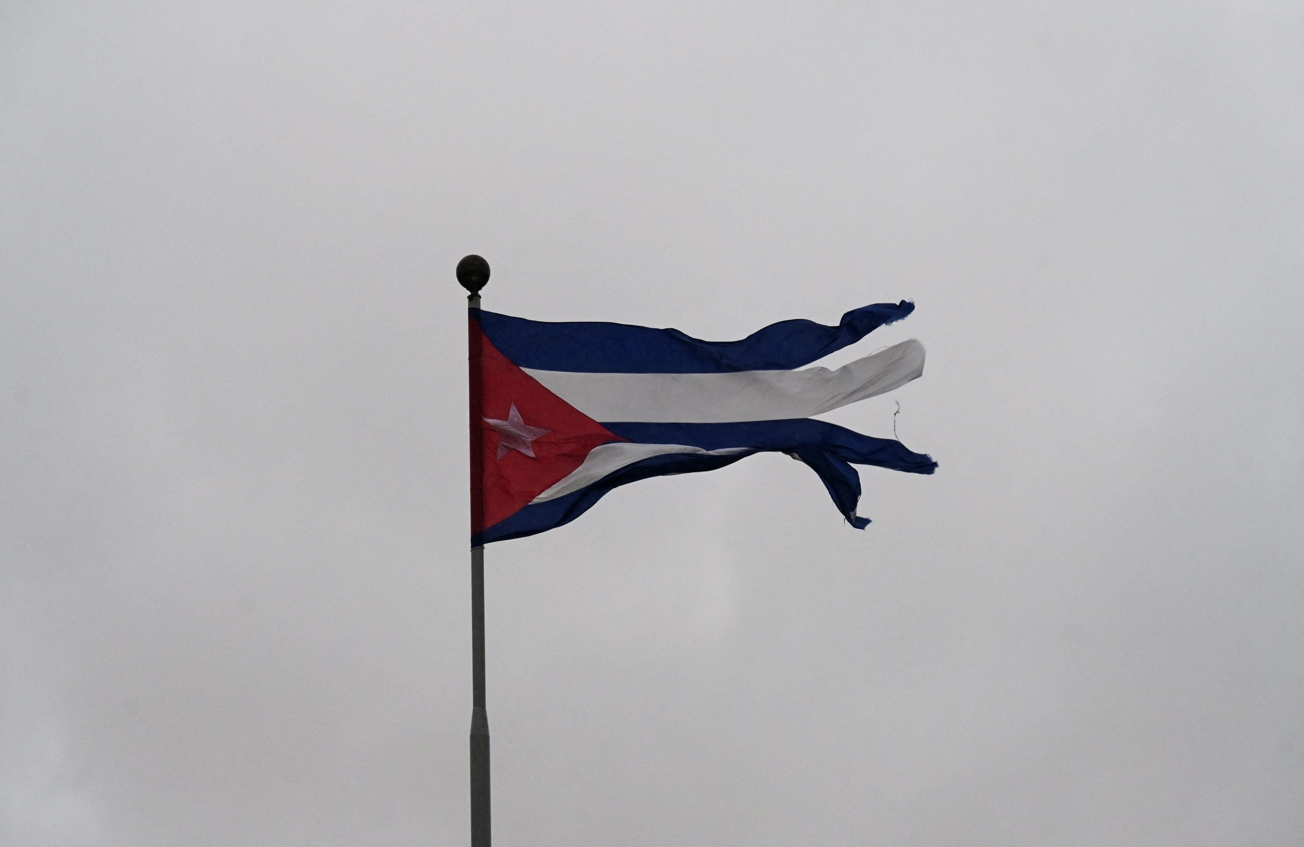Trump sugere possibilidade de “tomada de controlo amigável” de Cuba