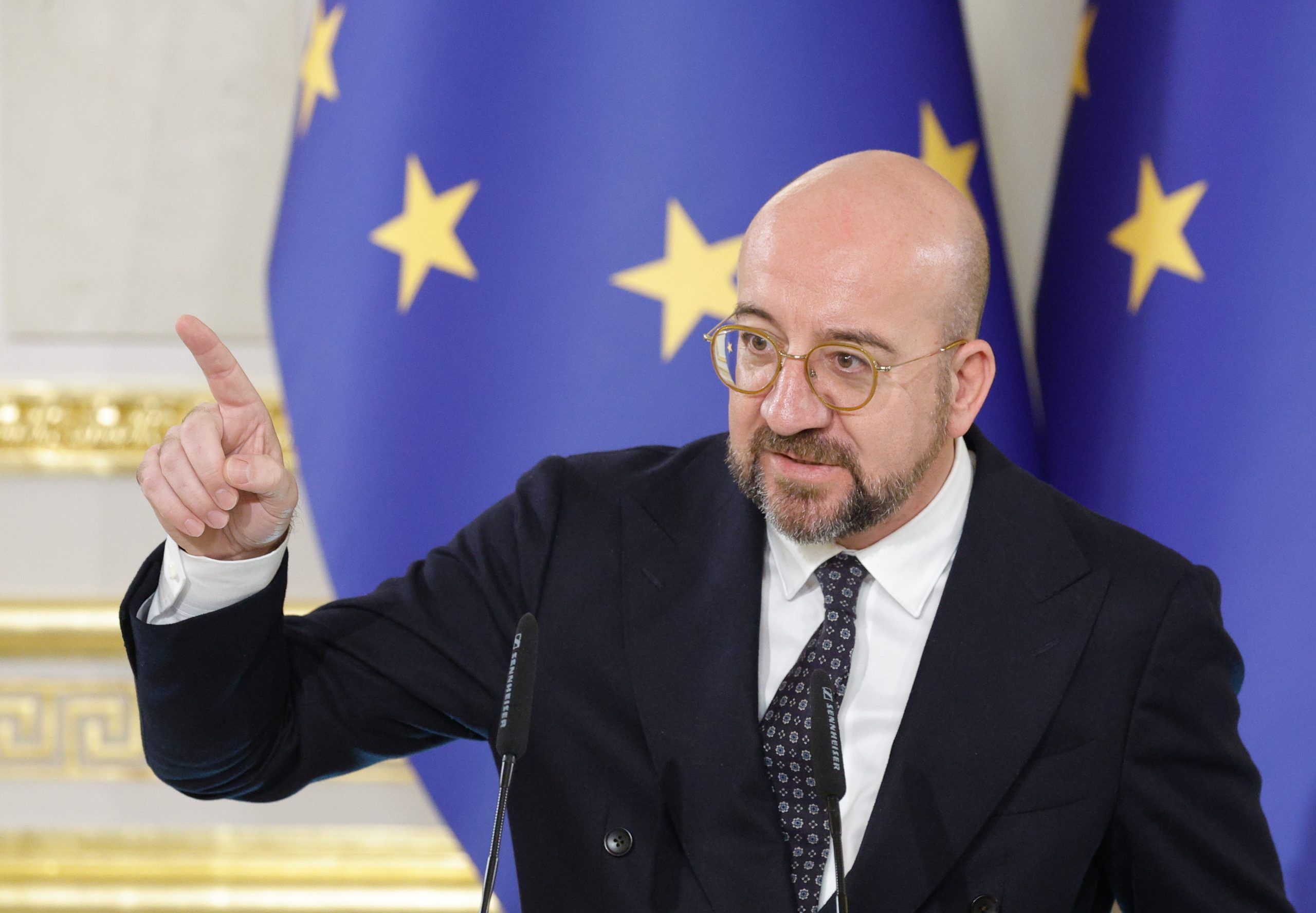 Michel discute “futuro desafiante” da UE com Costa e outros líderes europeus