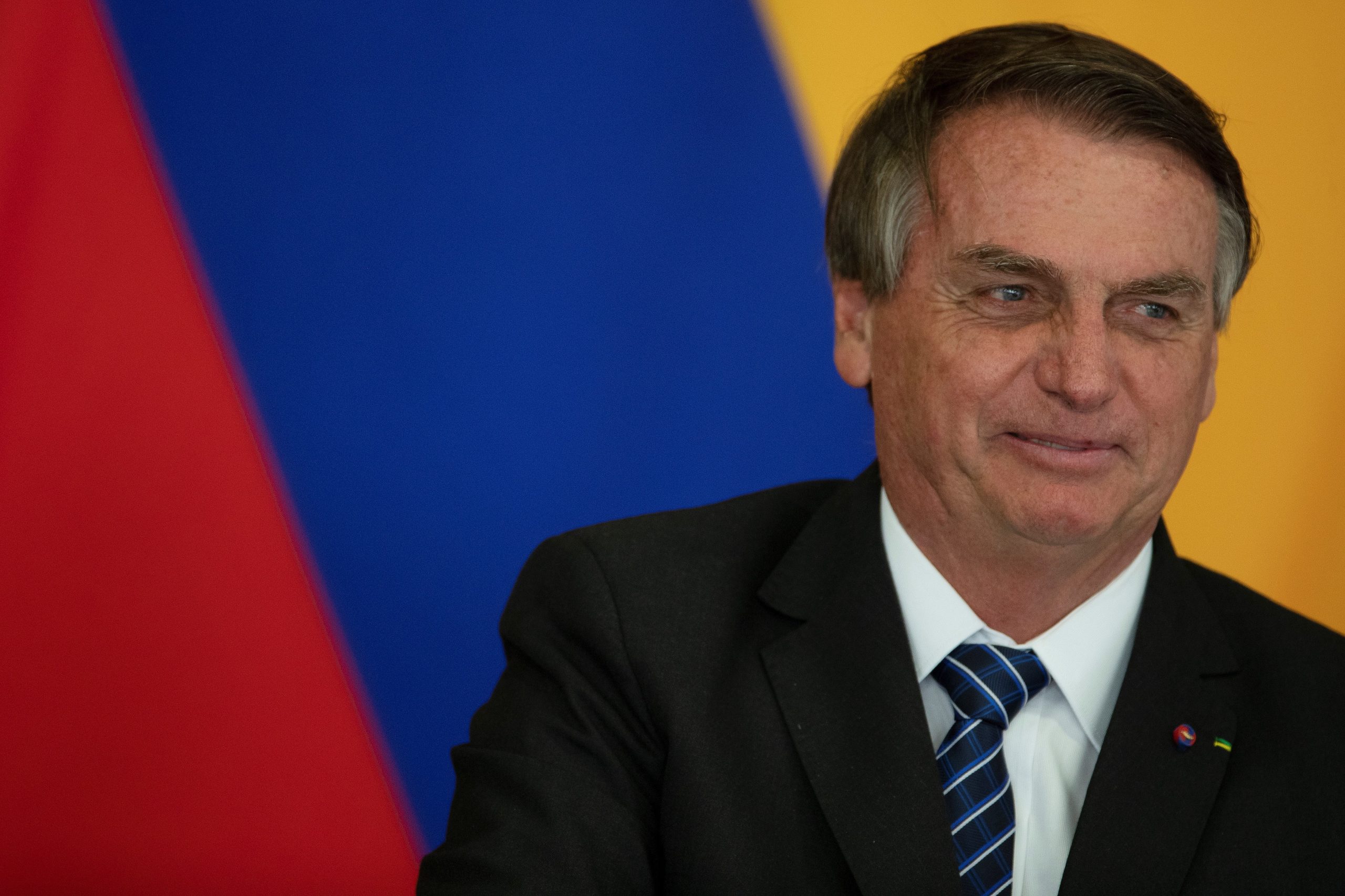 Jair Bolsonaro critica indígena que discursou na cimeira por “atacar o Brasil”