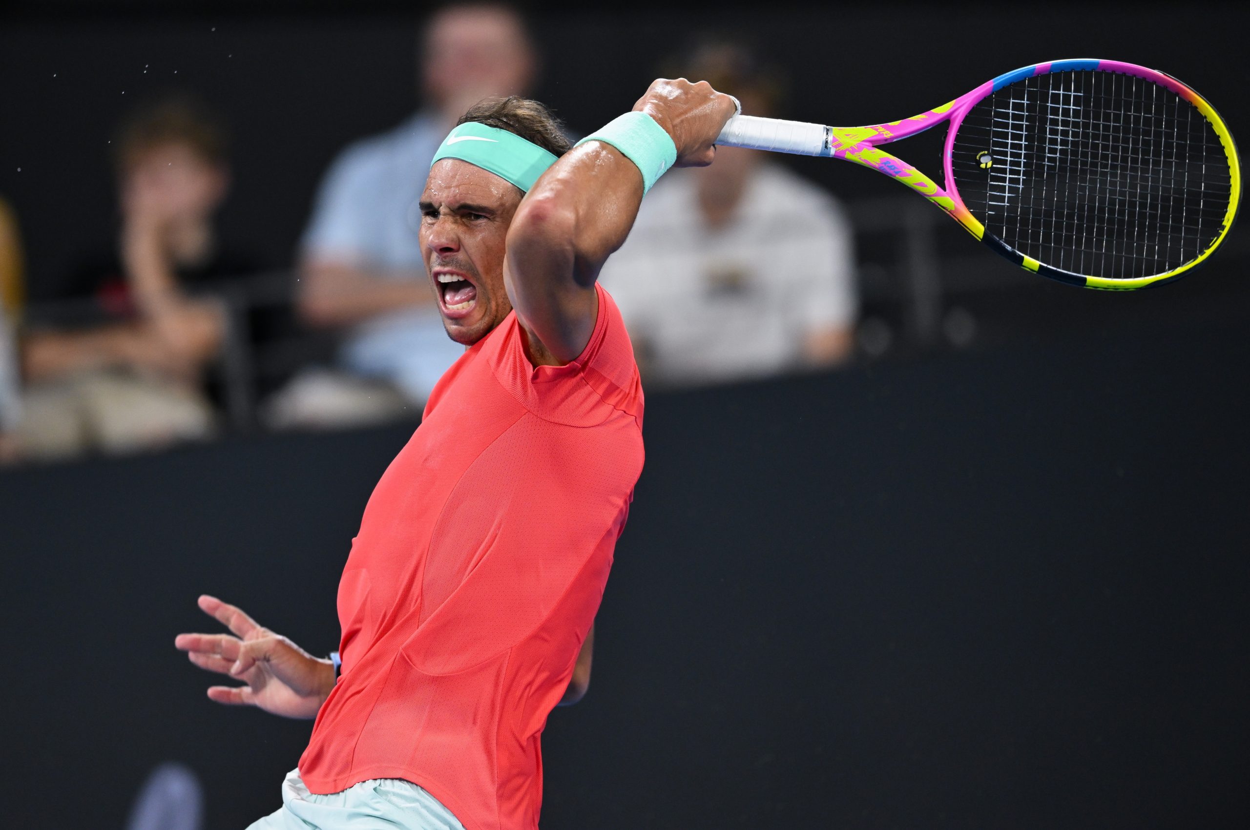 Nadal prossegue regresso vitorioso e está nos quartos de final de Brisbane