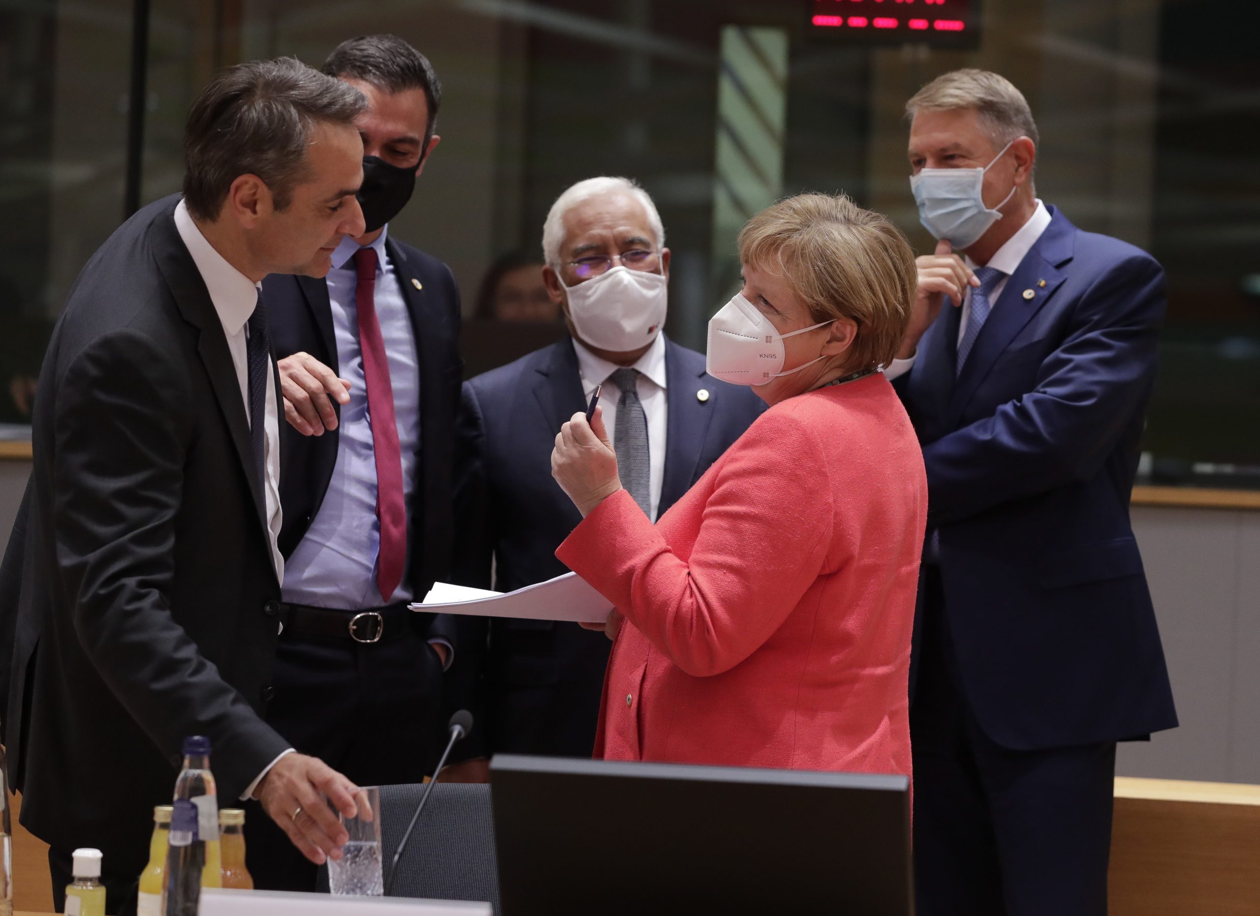 Sanções à Bielorrússia e tensões com Turquia marcam Conselho Europeu que começa hoje