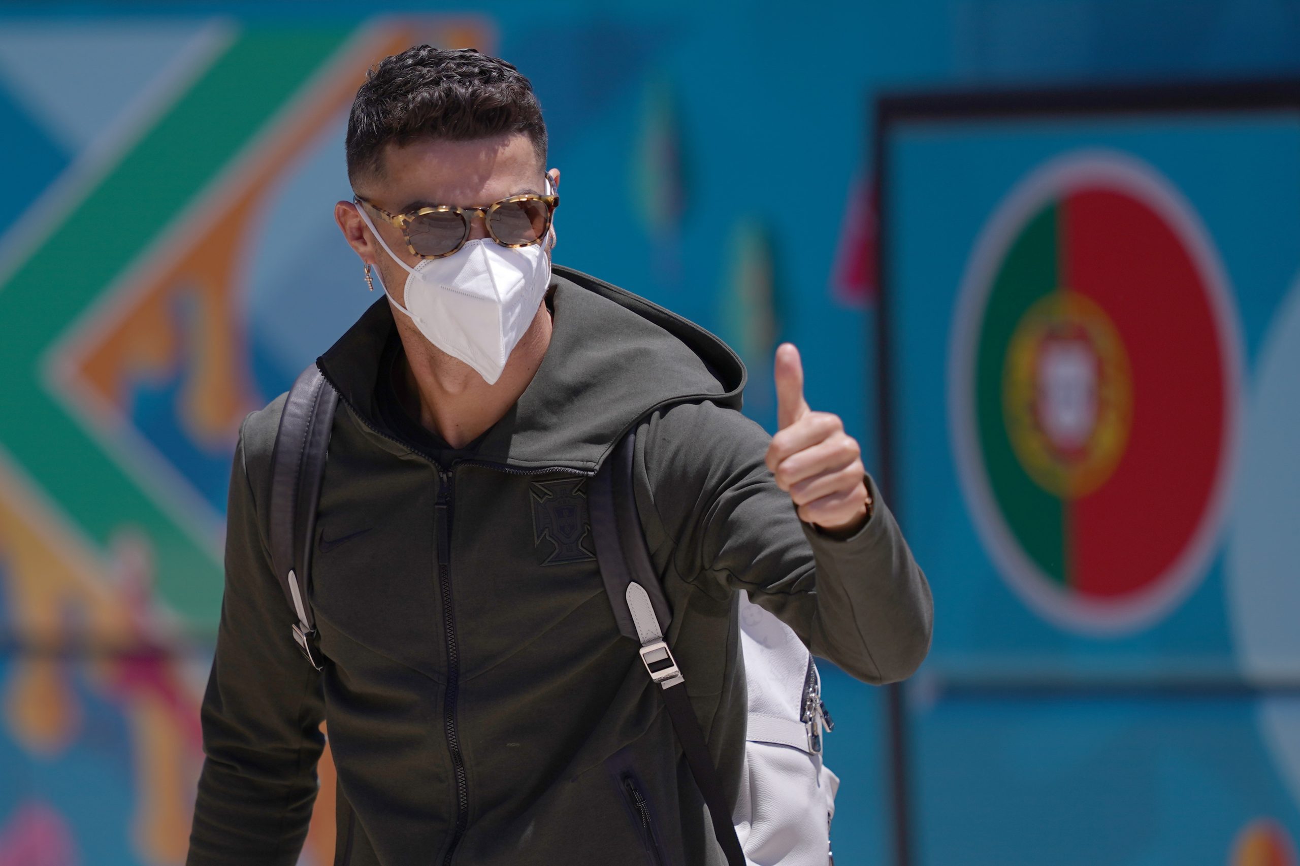 Manchester United confirma Ronaldo: “Bem-vindo a casa”