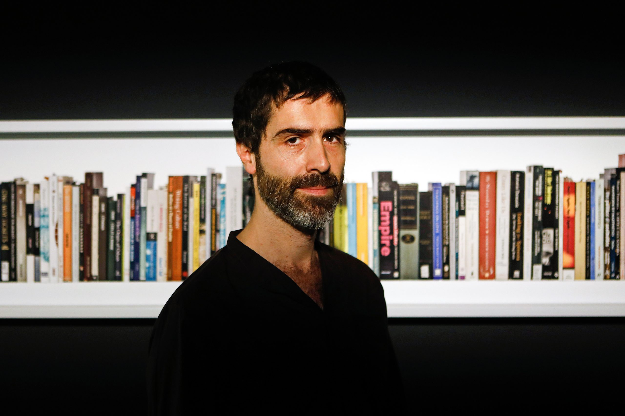 Artista José Carlos Teixeira “mergulha” na depressão para desfazer estigma