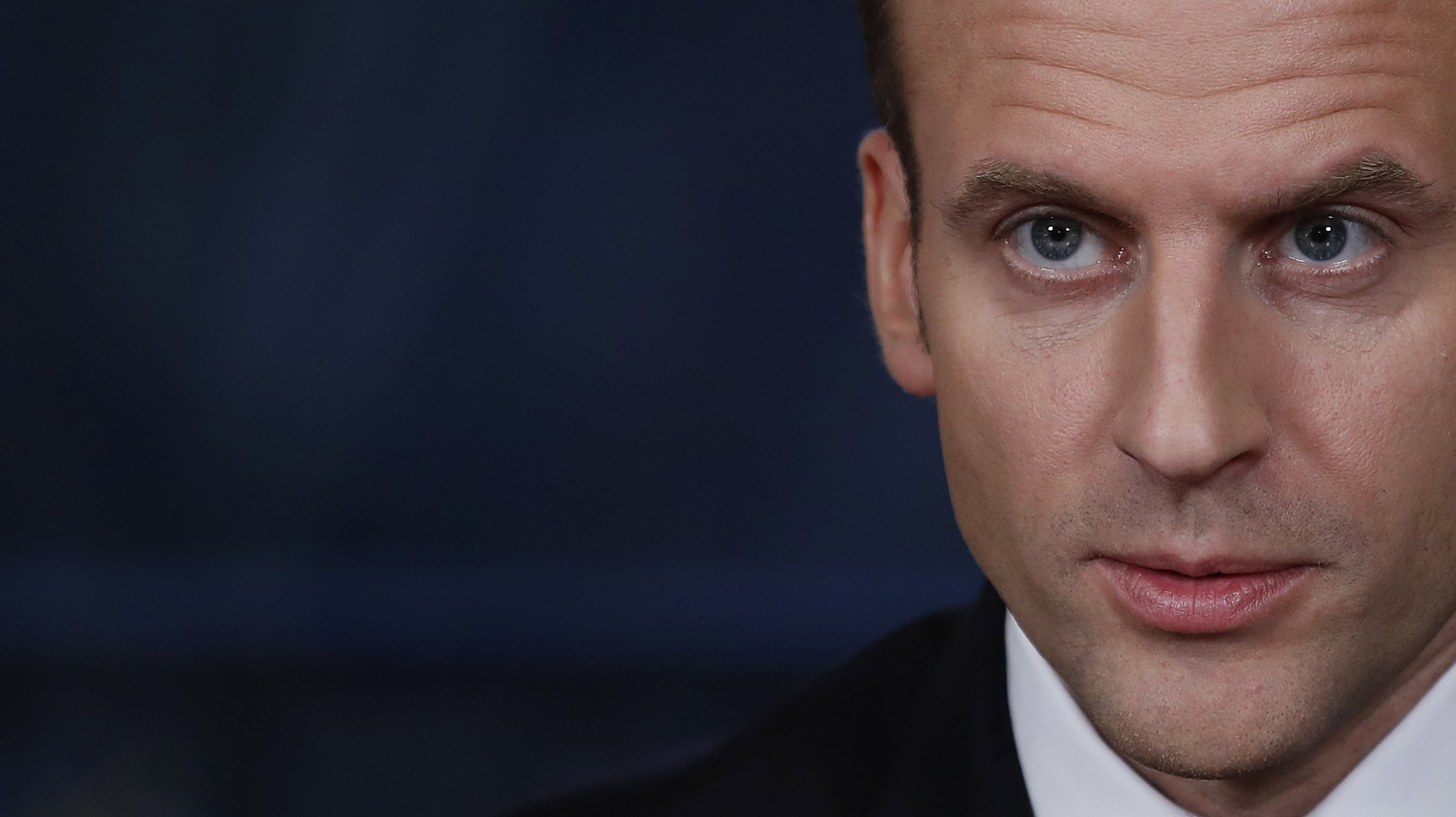 Macron avisa Trump para os perigos de uma guerra comercial em que todos perdem