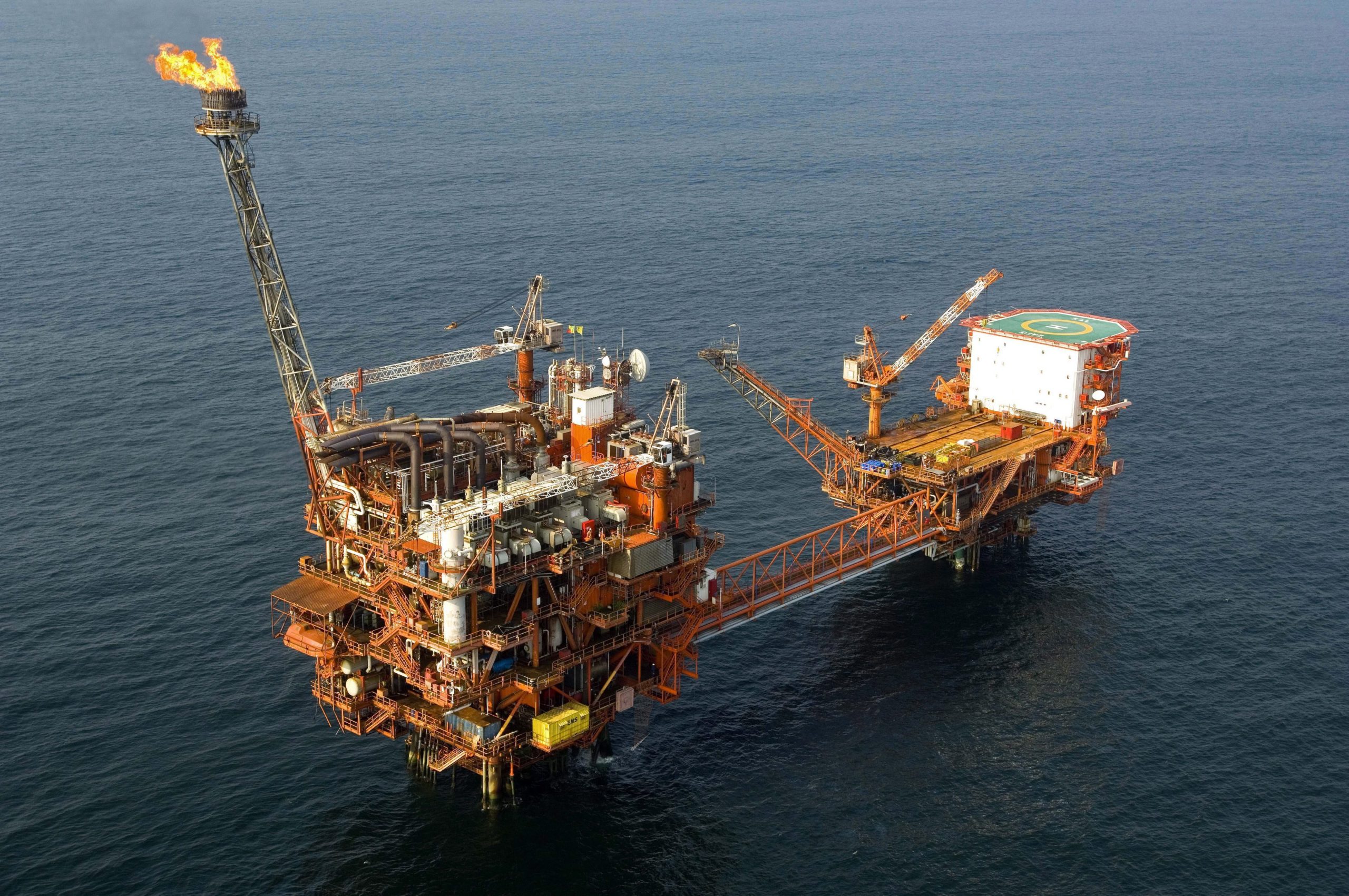 OPEP: Corte da oferta para estabilizar os preços está a funcionar. Produção de petróleo caiu 1,3%