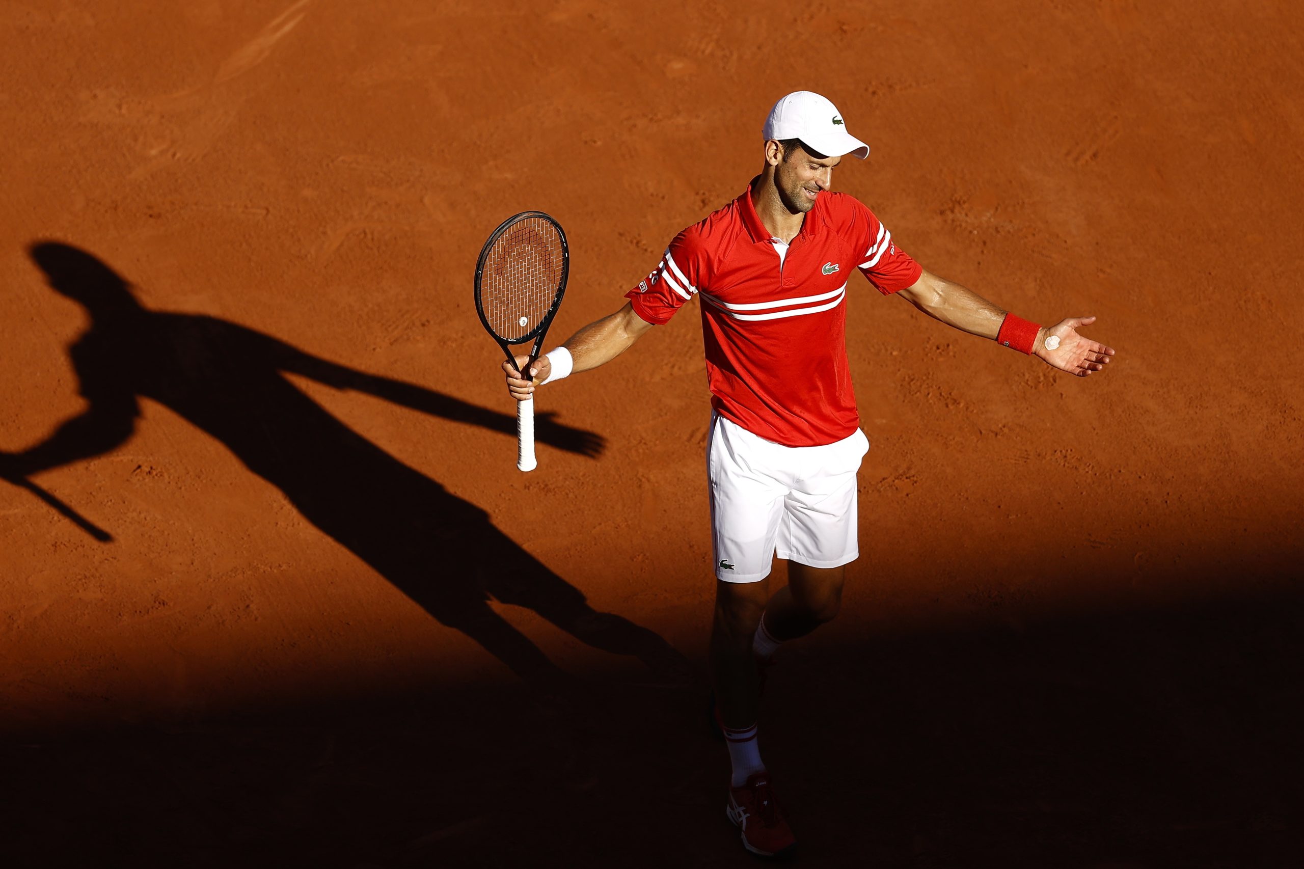Roland Garros: Djokovic impõe-se a Tsitsipas e vence pela segunda vez em Paris