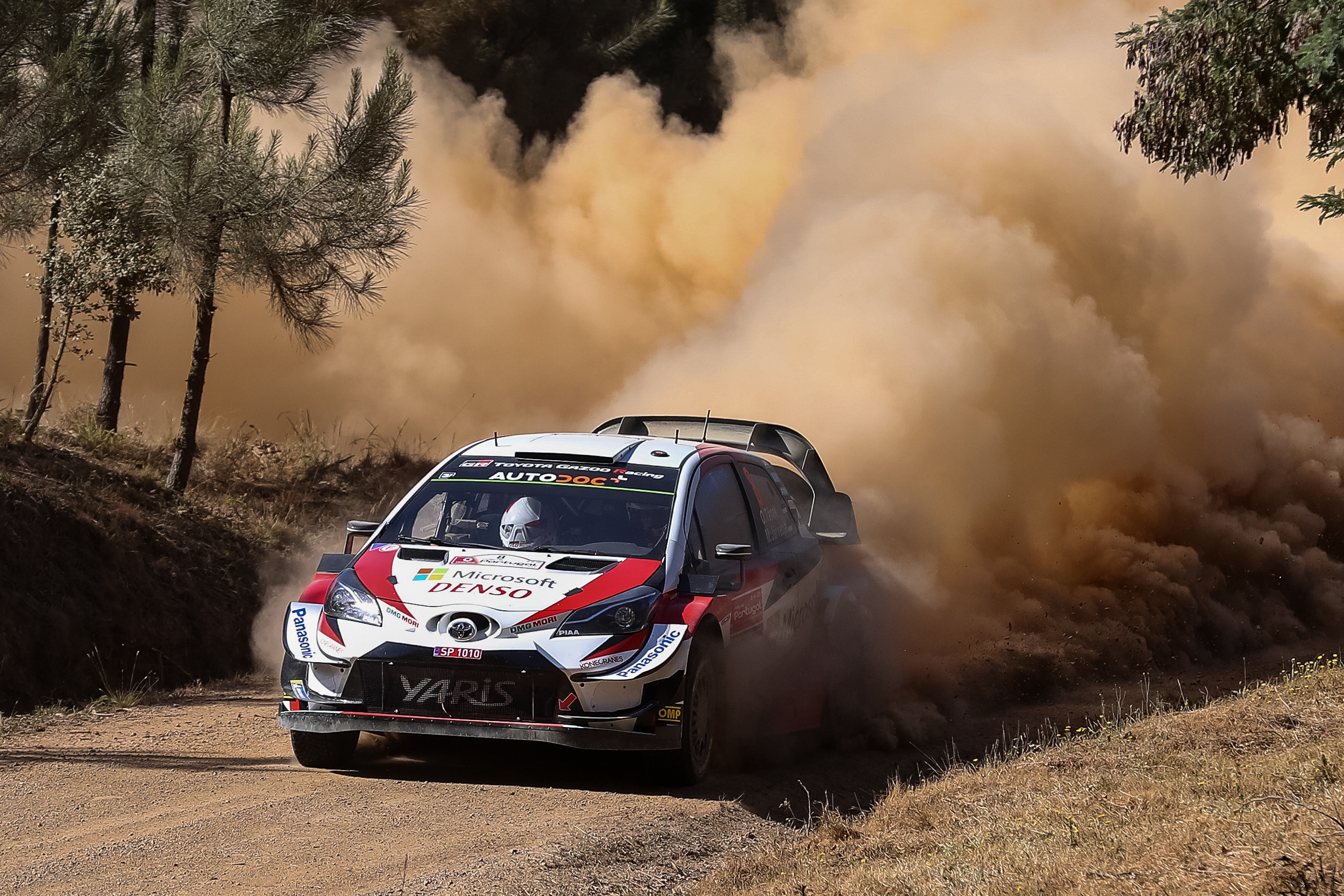 Ott Tanak termina segundo dia na frente do Rali de Portugal apesar de suspensão partida