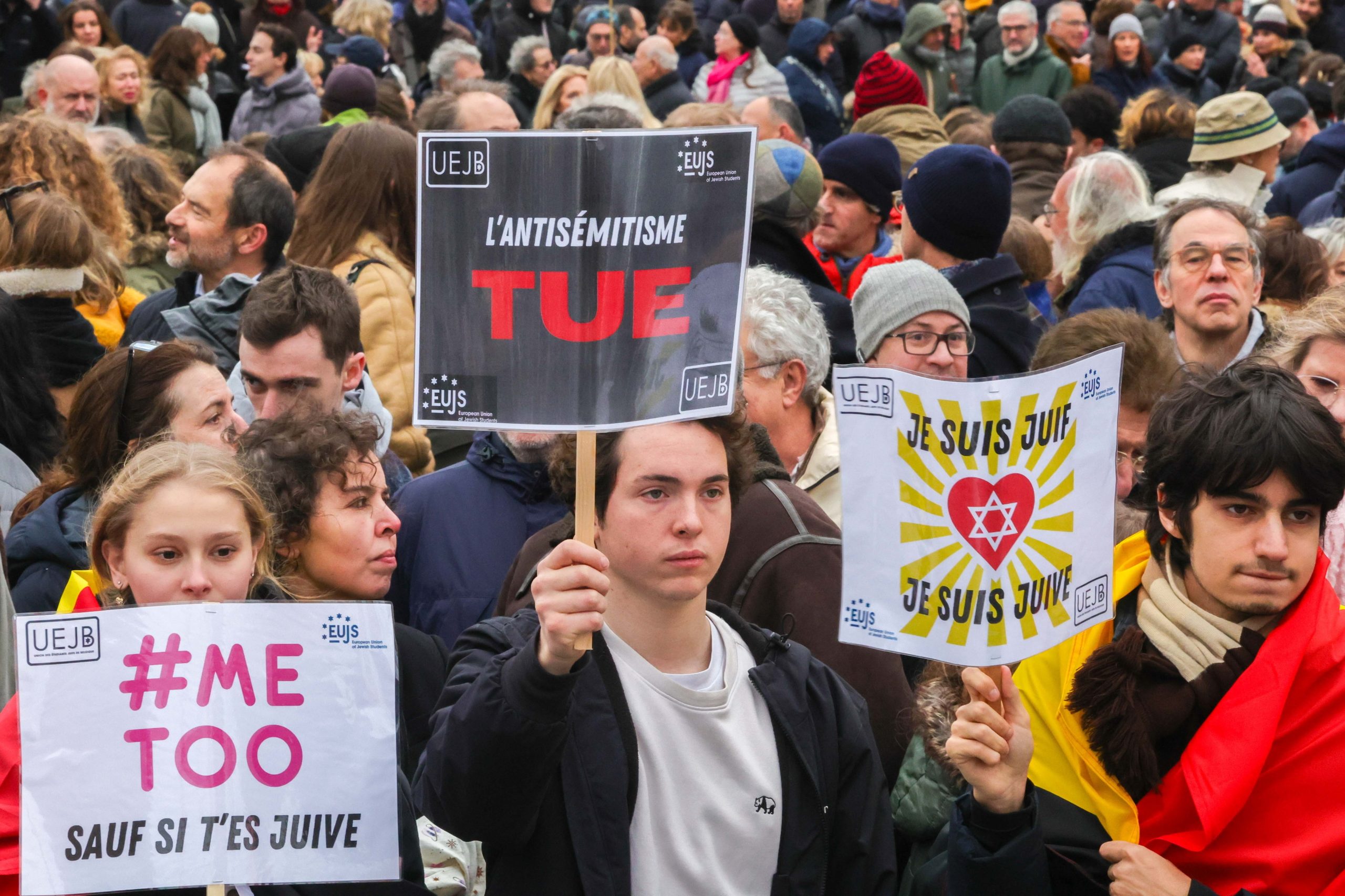 Milhares protestam em Berlim e Bruxelas contra antissemitismo e a guerra