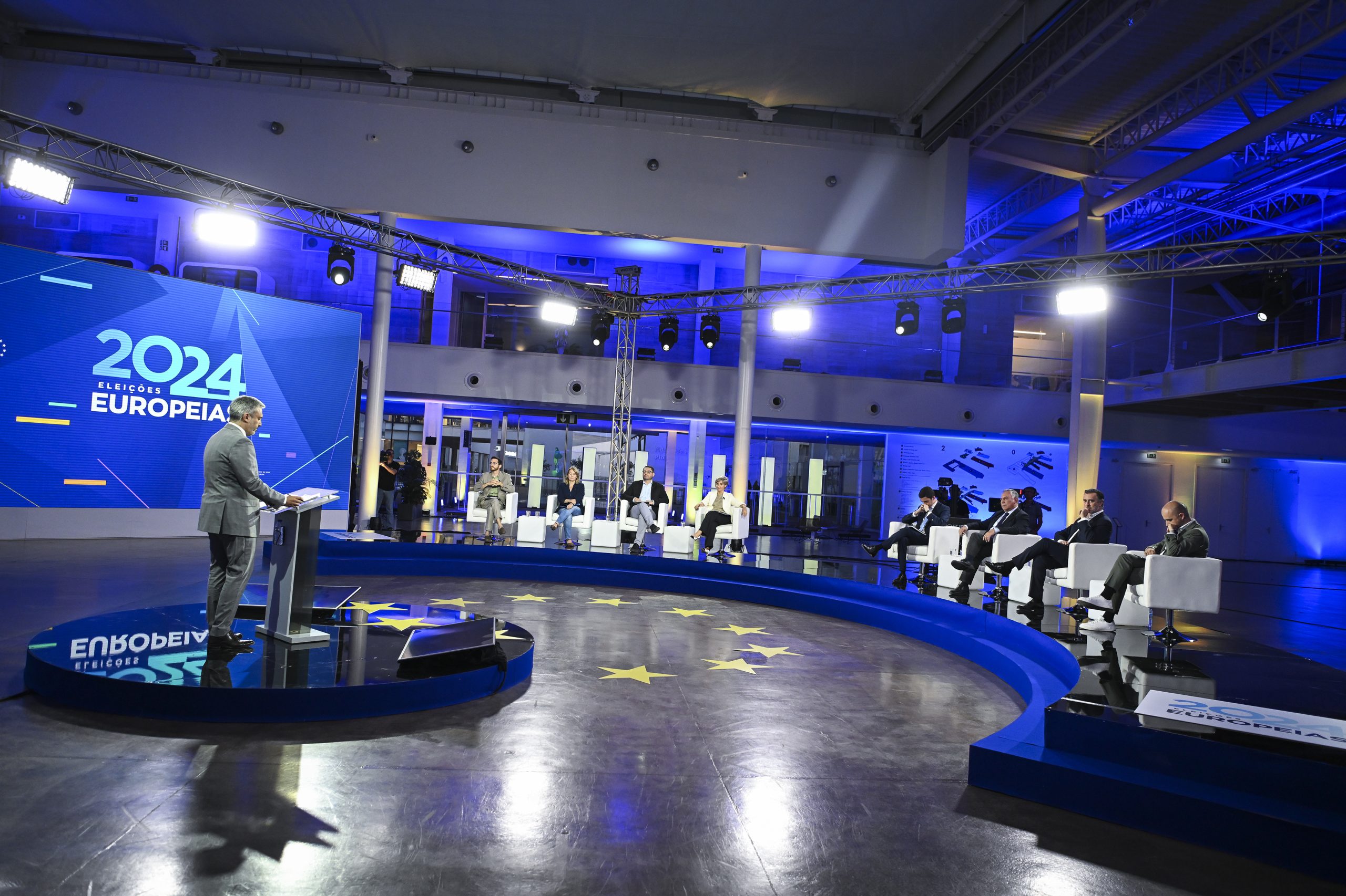 Num debate que foi um Q&A Cotrim e Catarina Martins falaram ao eleitorado