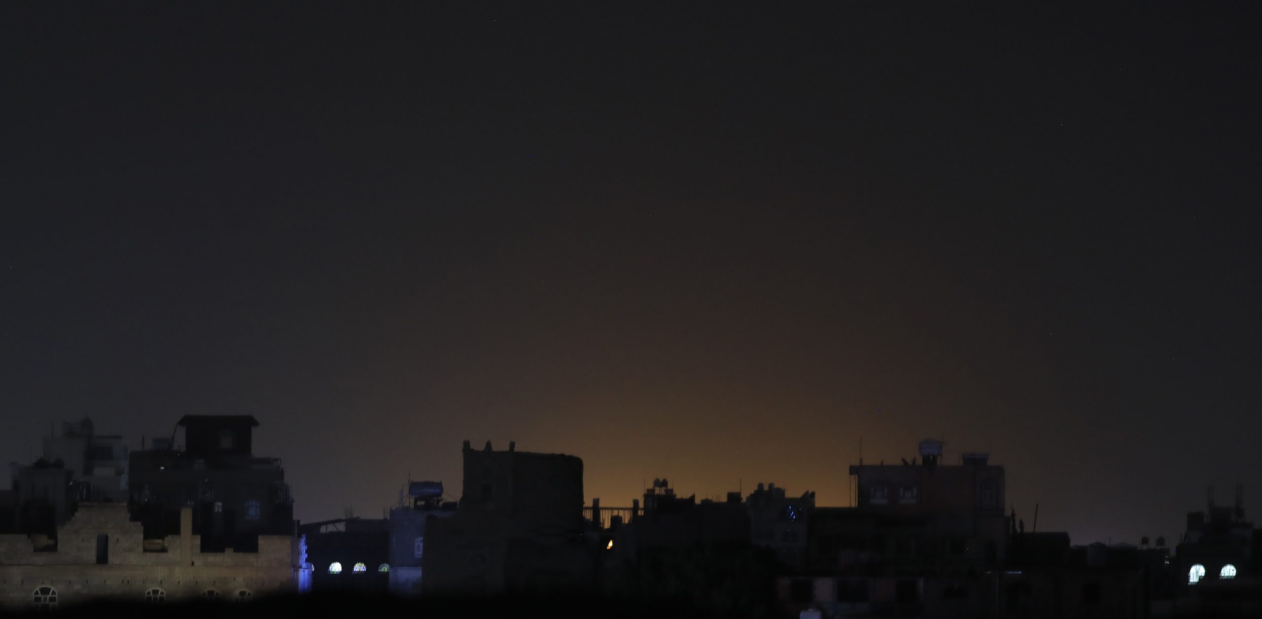 EUA destroem míssil antinavio pronto para ser lançado pelos Houthis no Iémen