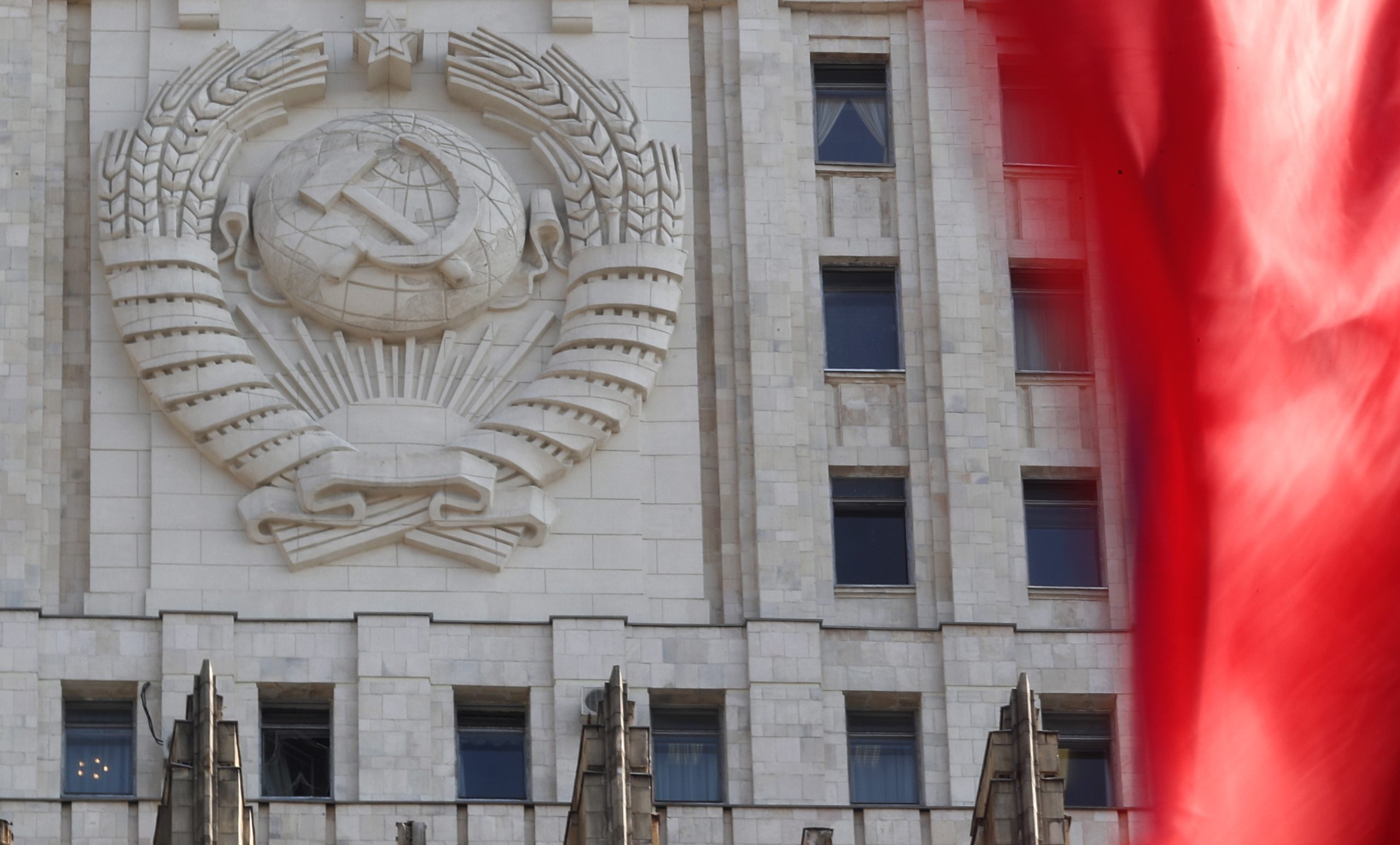Rússia ameaça Suécia com medidas “técnico-militares” se aderir à NATO