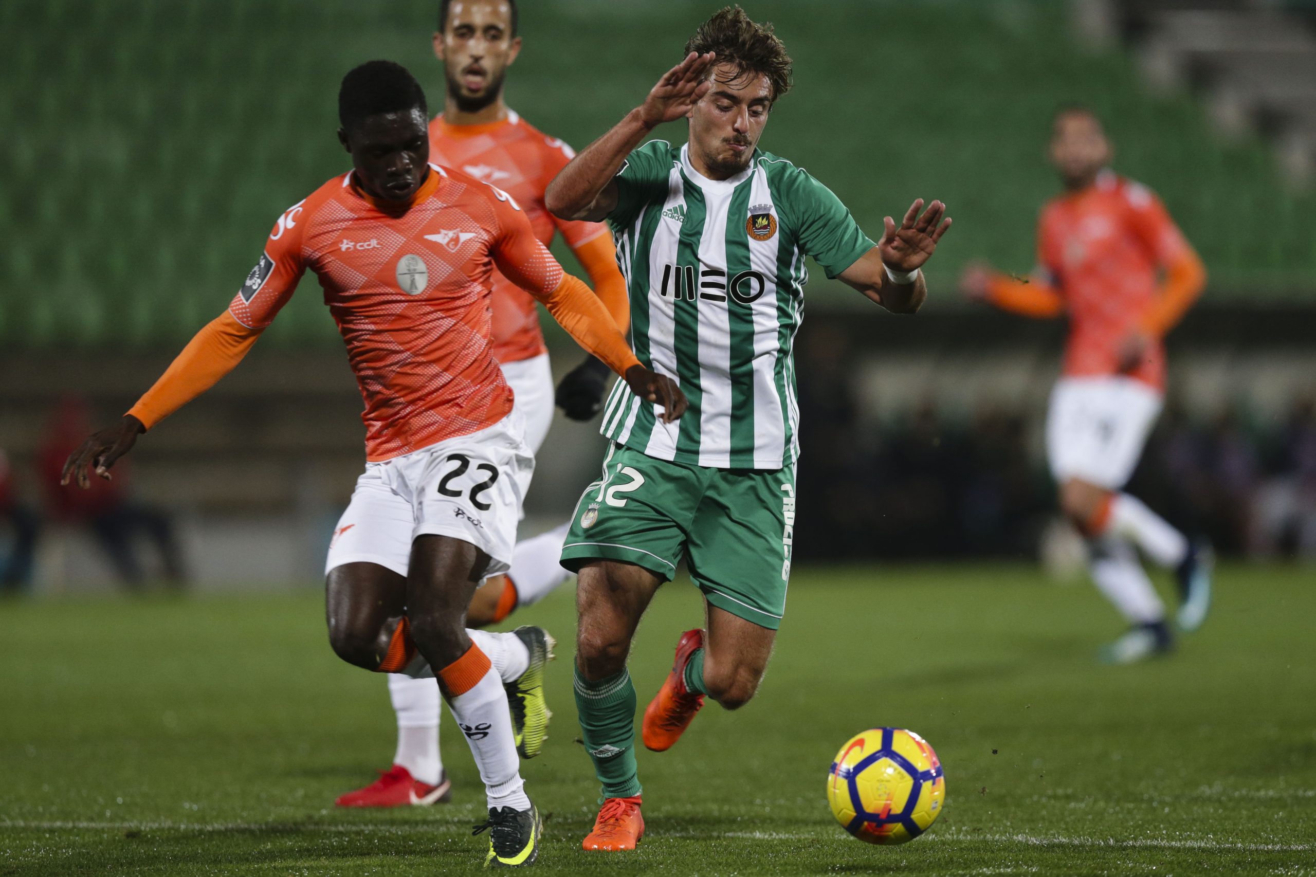 ‘Bis’ de João Novais permite reviravolta do Rio Ave sobre Moreirense