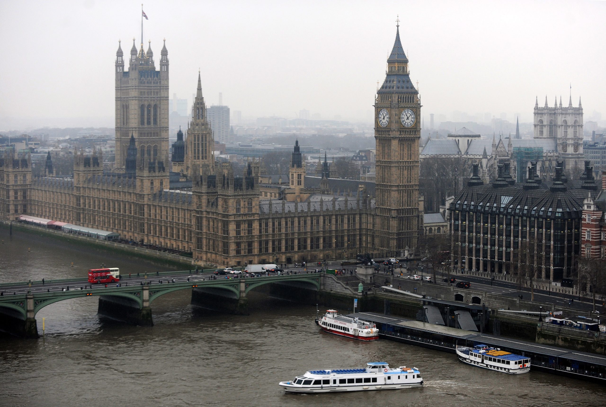 Candelabros em prata de origem portuguesa vão ser leiloados em Londres