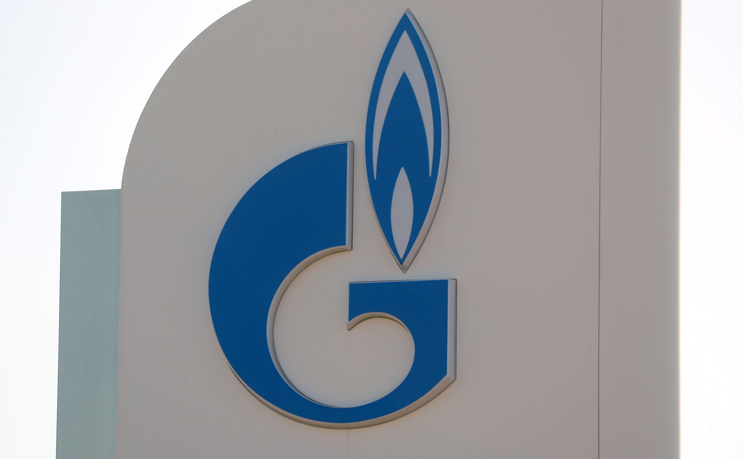 Gazprom suspende entregas de gás na Polónia a partir de quarta-feira