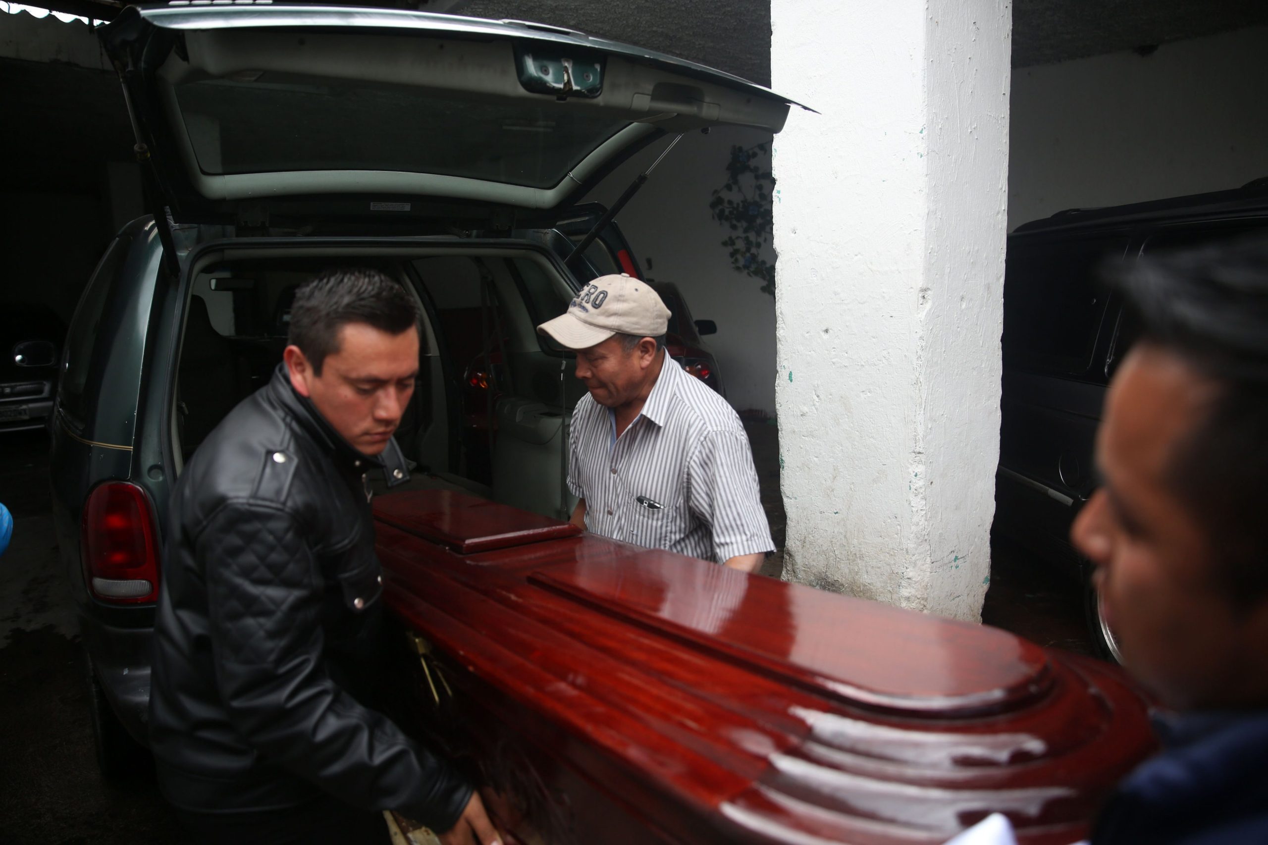 Sobe para 33 o número de meninas mortas em incêndio em orfanato na Guatemala