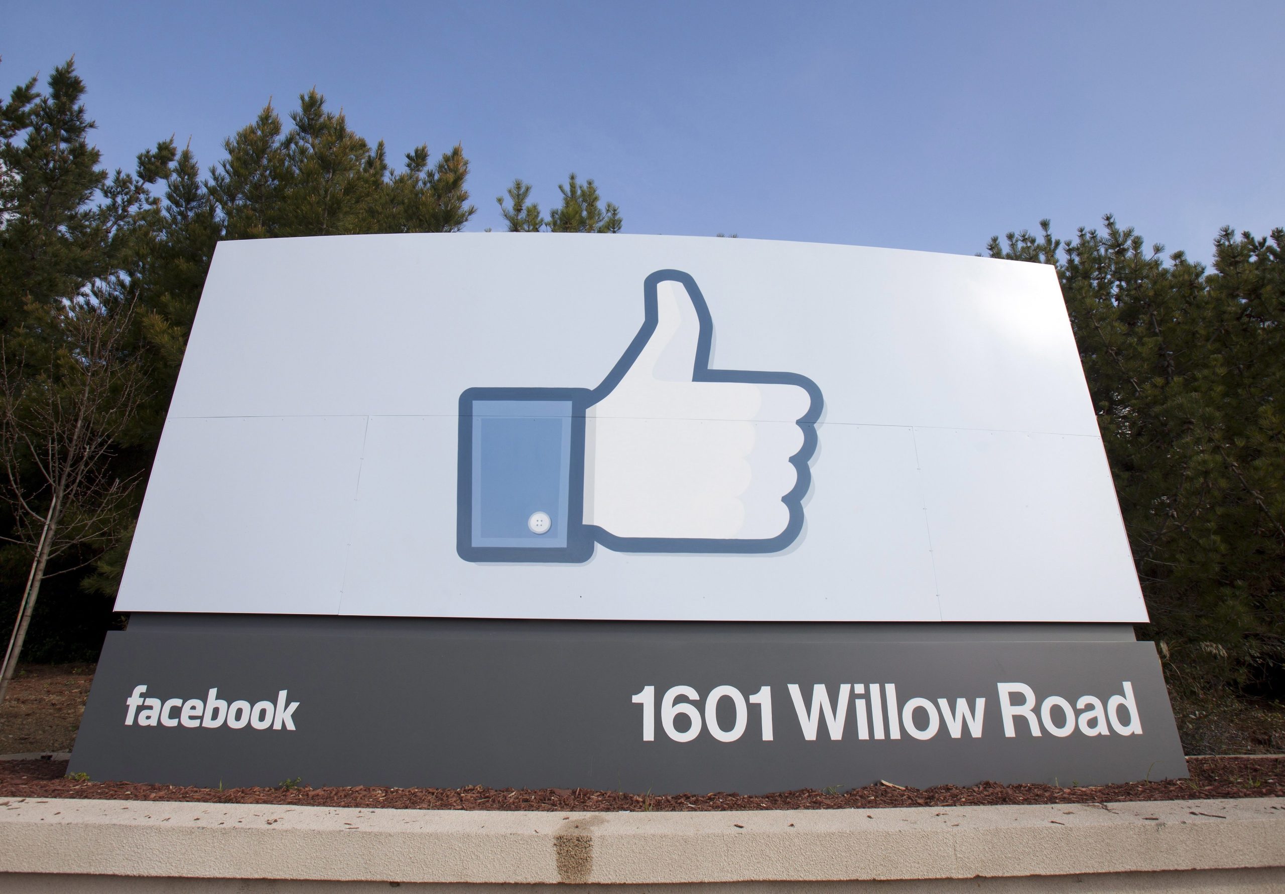 Facebook e YouTube registam perdas de utilizadores em Portugal em 2020