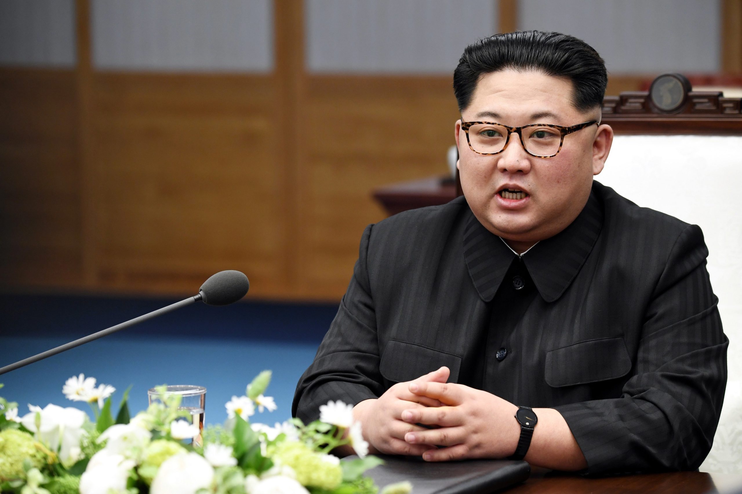 Kim Jong-un realiza visita de Estado ao Vietname antes da cimeira com Trump
