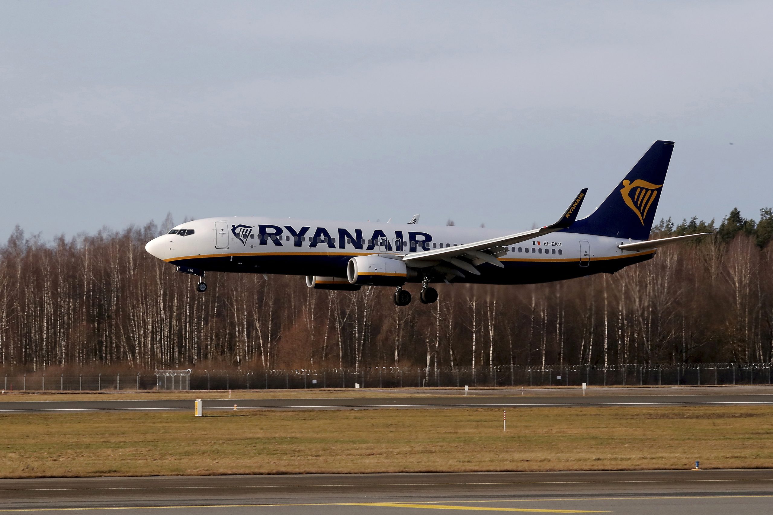 Ryanair retoma mais de 120 rotas de e para Portugal a partir de 1 de julho