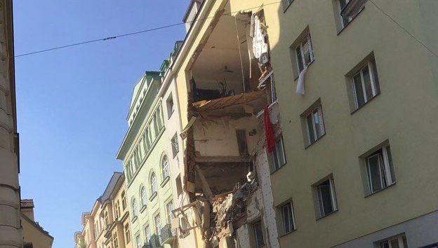 Viena. Duas pessoas gravemente feridas após explosão que fez colapsar edifícios