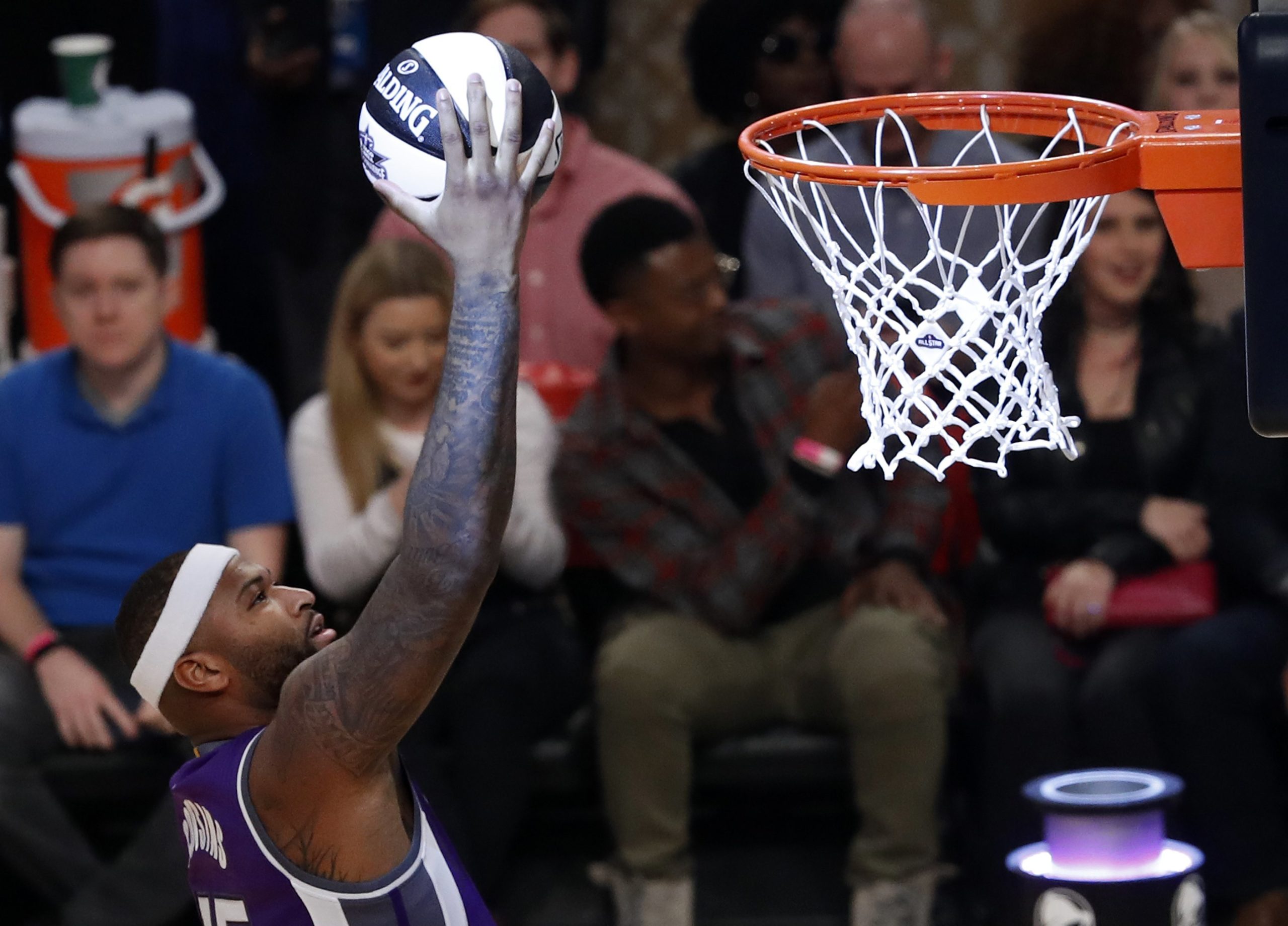 DeMarcus Cousins junta-se aos bicampeões da NBA Golden State Warriors