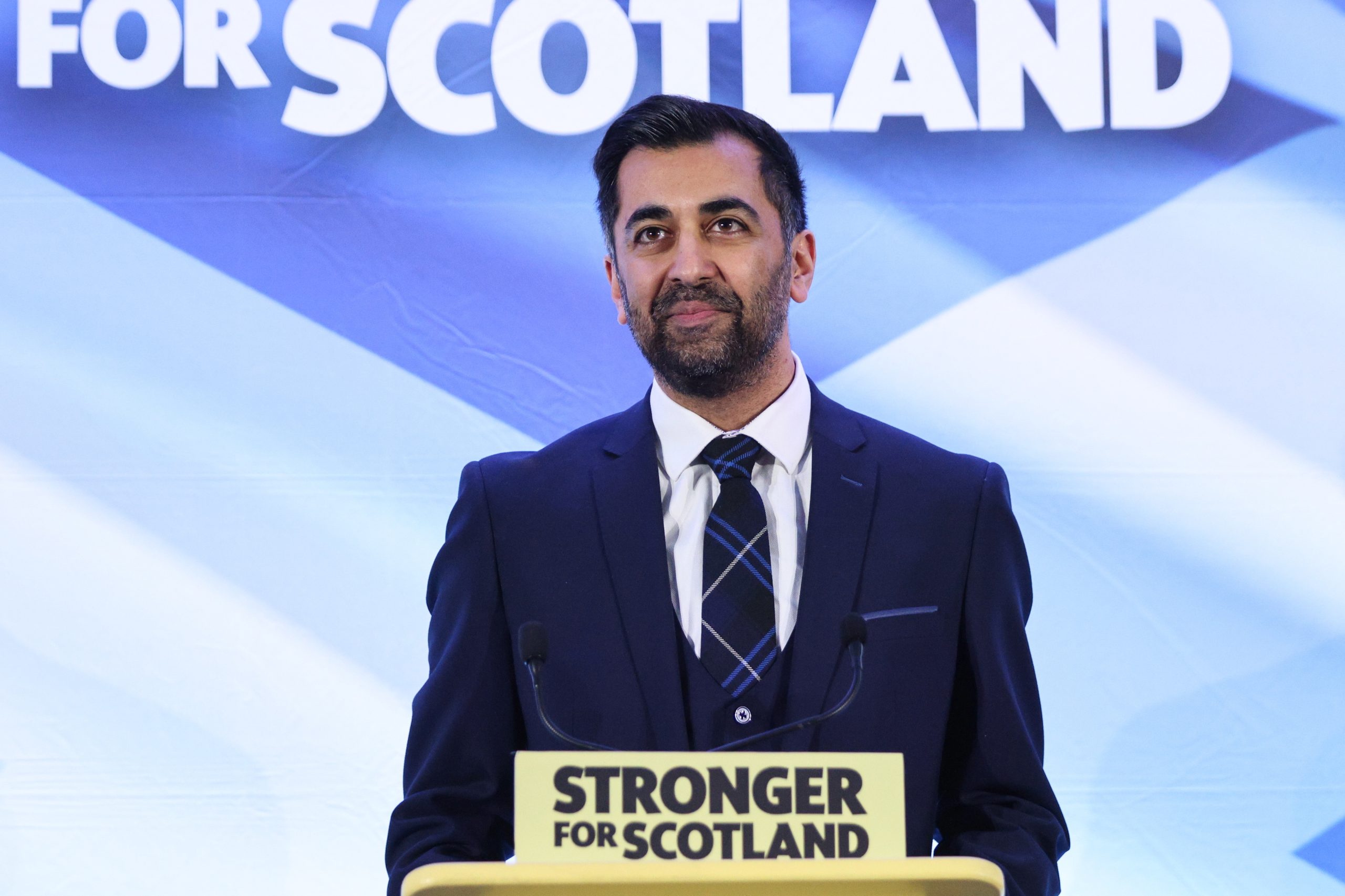 Escócia. Humza Yousaf cede à pressão e anuncia demissão