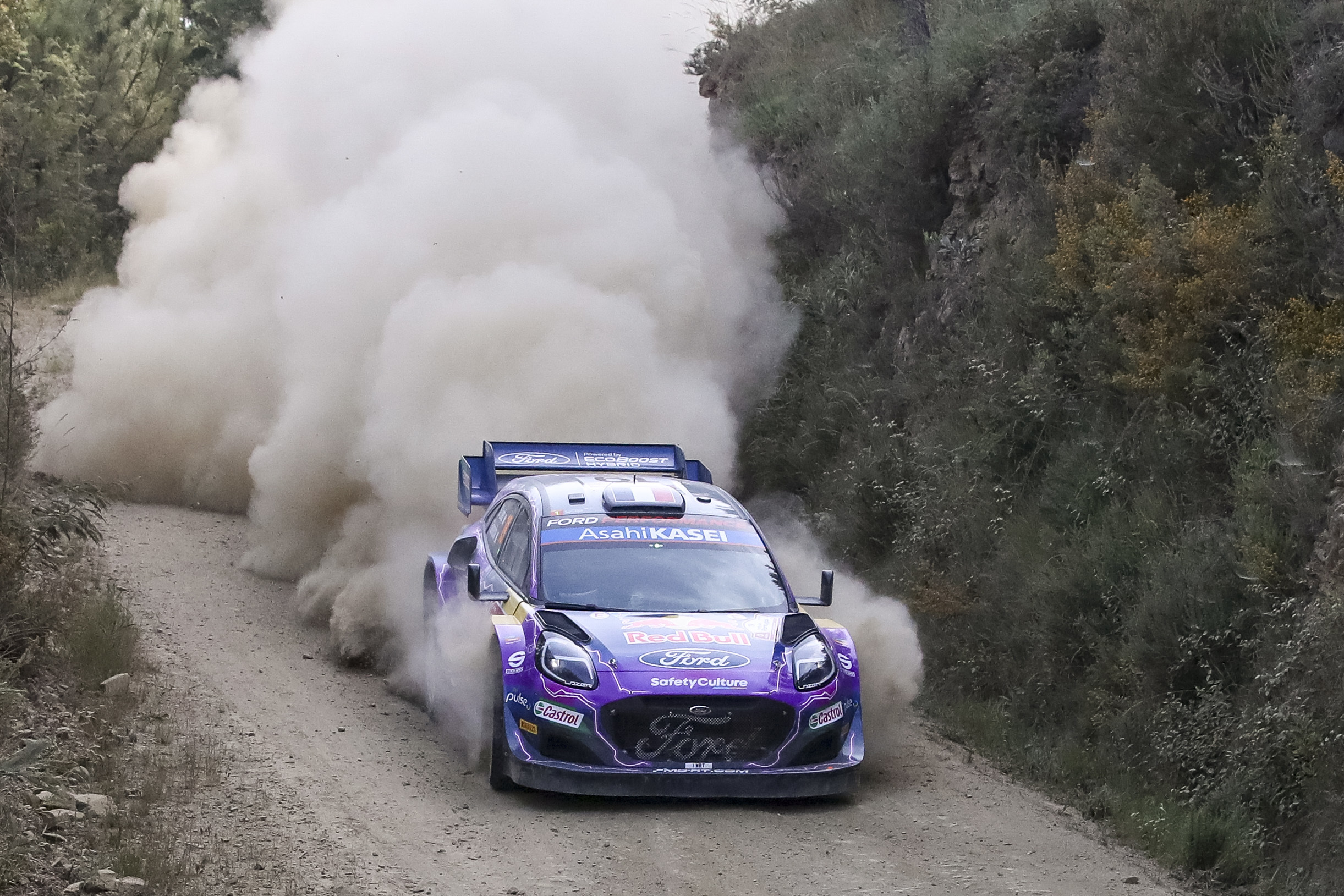 Sébastien Loeb lidera Rali de Portugal após especiais da manhã