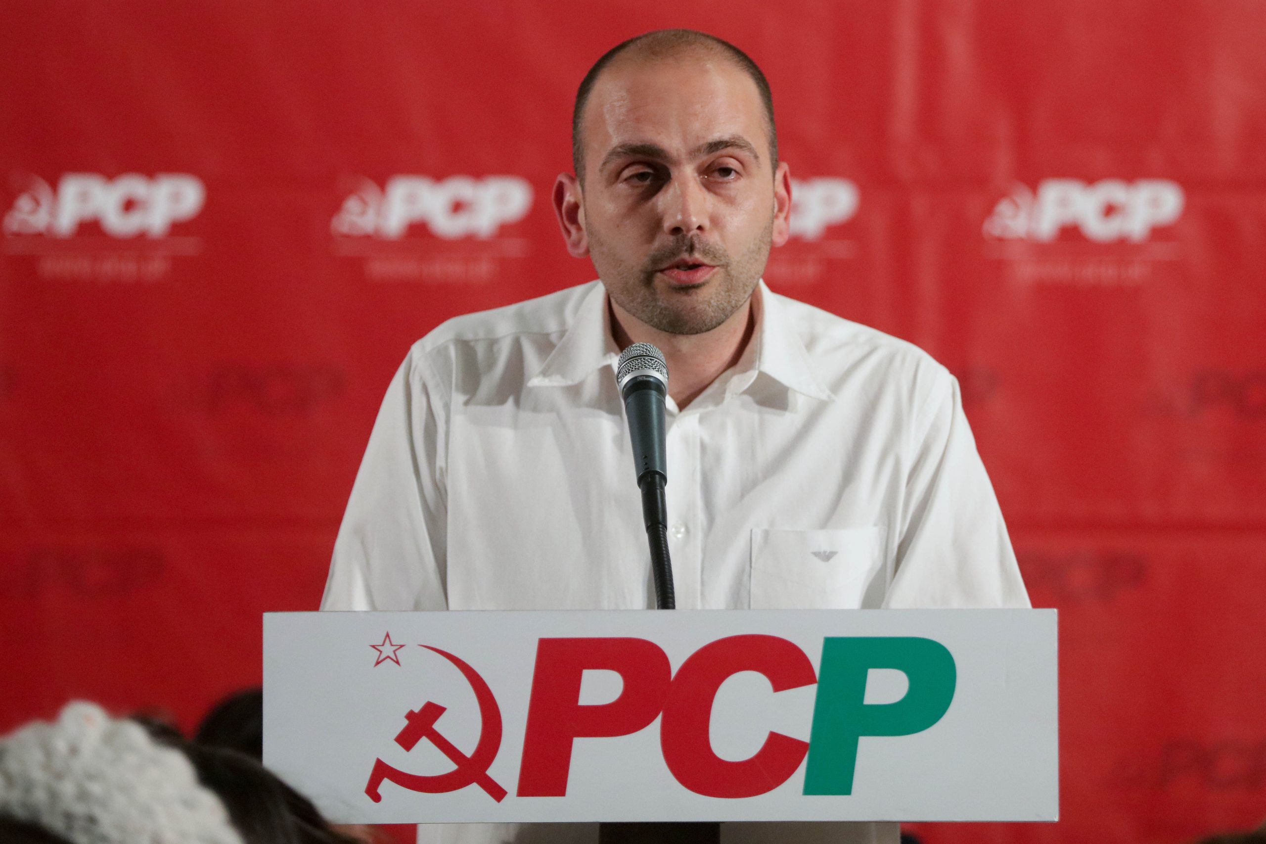 PCP diz que “só sobrarão promessas” se Governo continuar “amarrado” ao défice