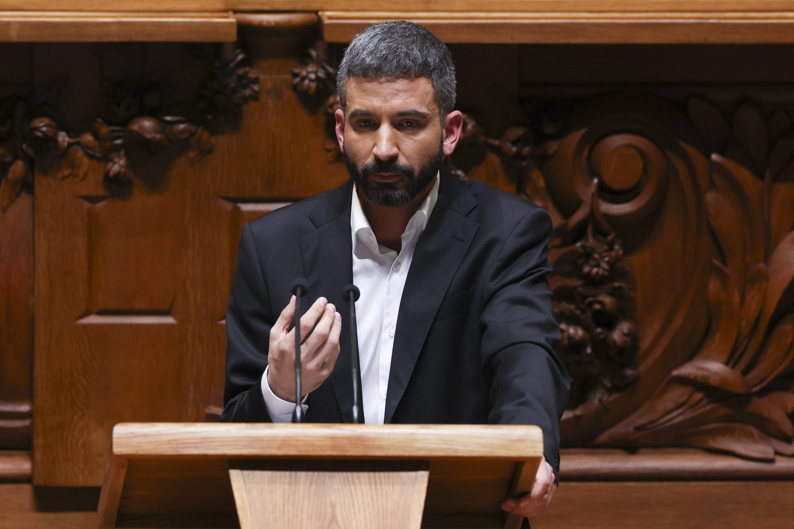 BE afirma que situação no INEM “já foi longe demais” e insiste em demissão da ministra