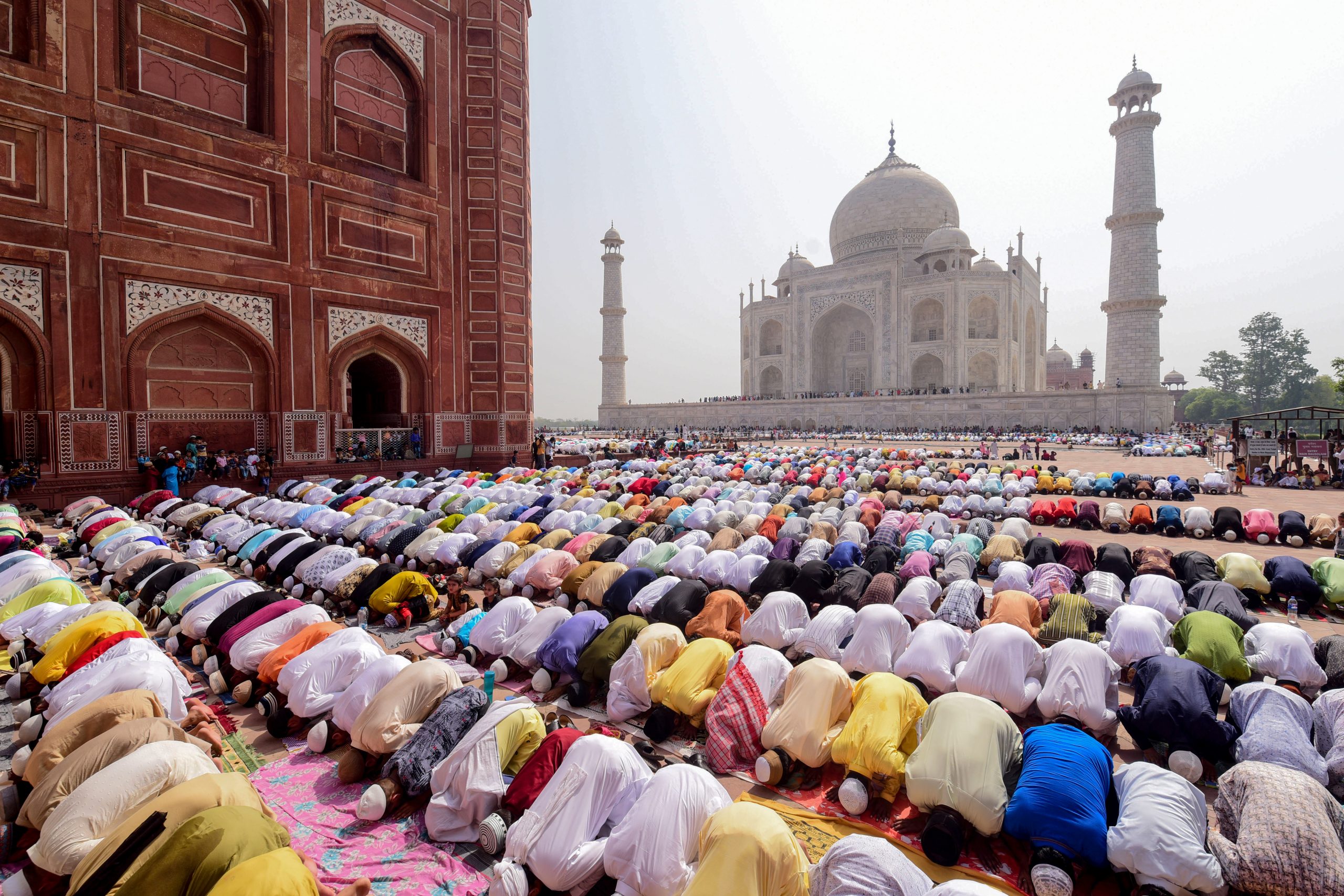 Covid-19: Restrições afetam celebrações do Ramadão em quase todo o mundo