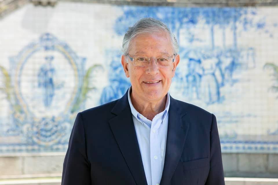Almeida Henriques: Palmas no adeus ao presidente da Câmara de Viseu
