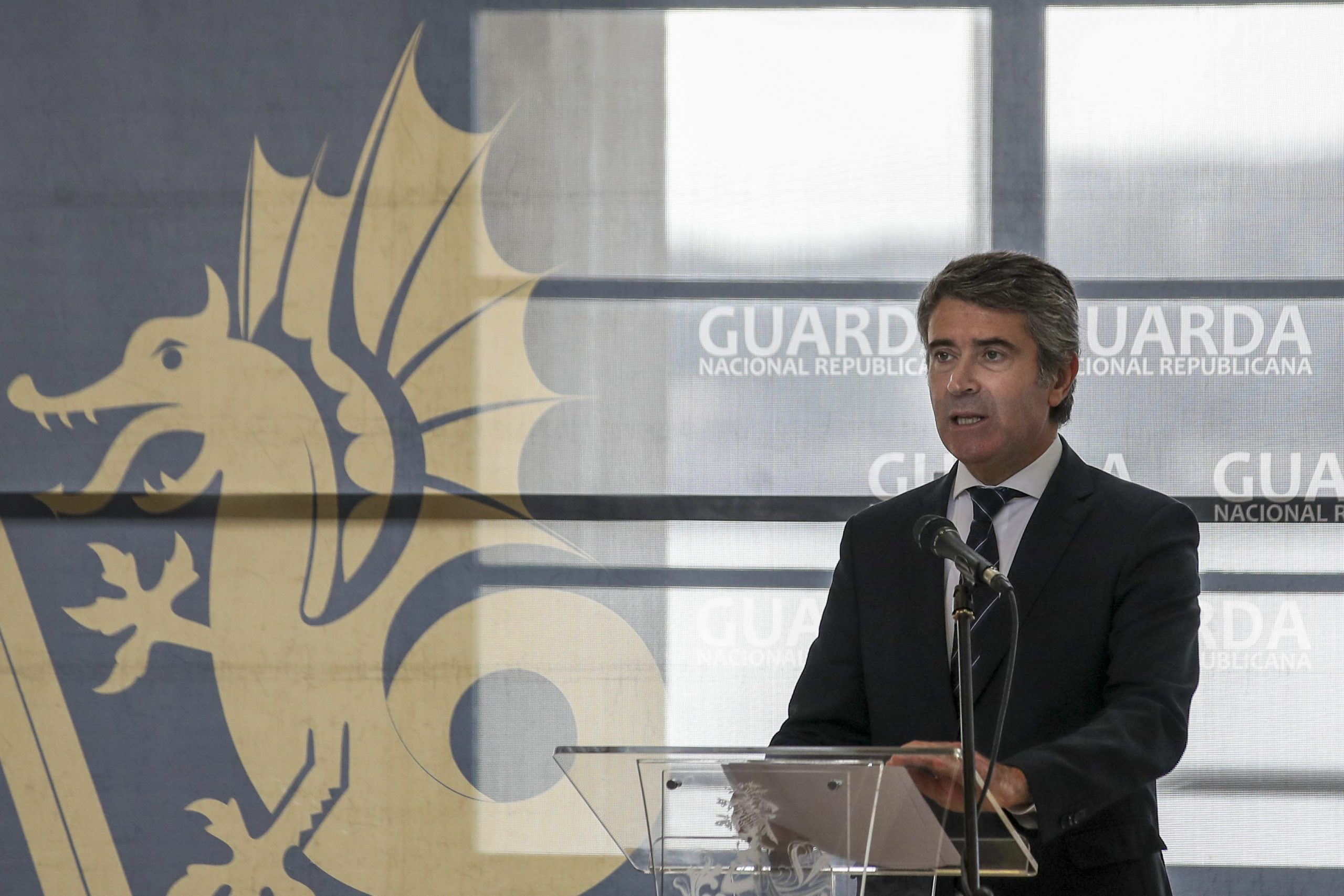 MAI garante aumentos salariais para todos os elementos da PSP e GNR em 2023