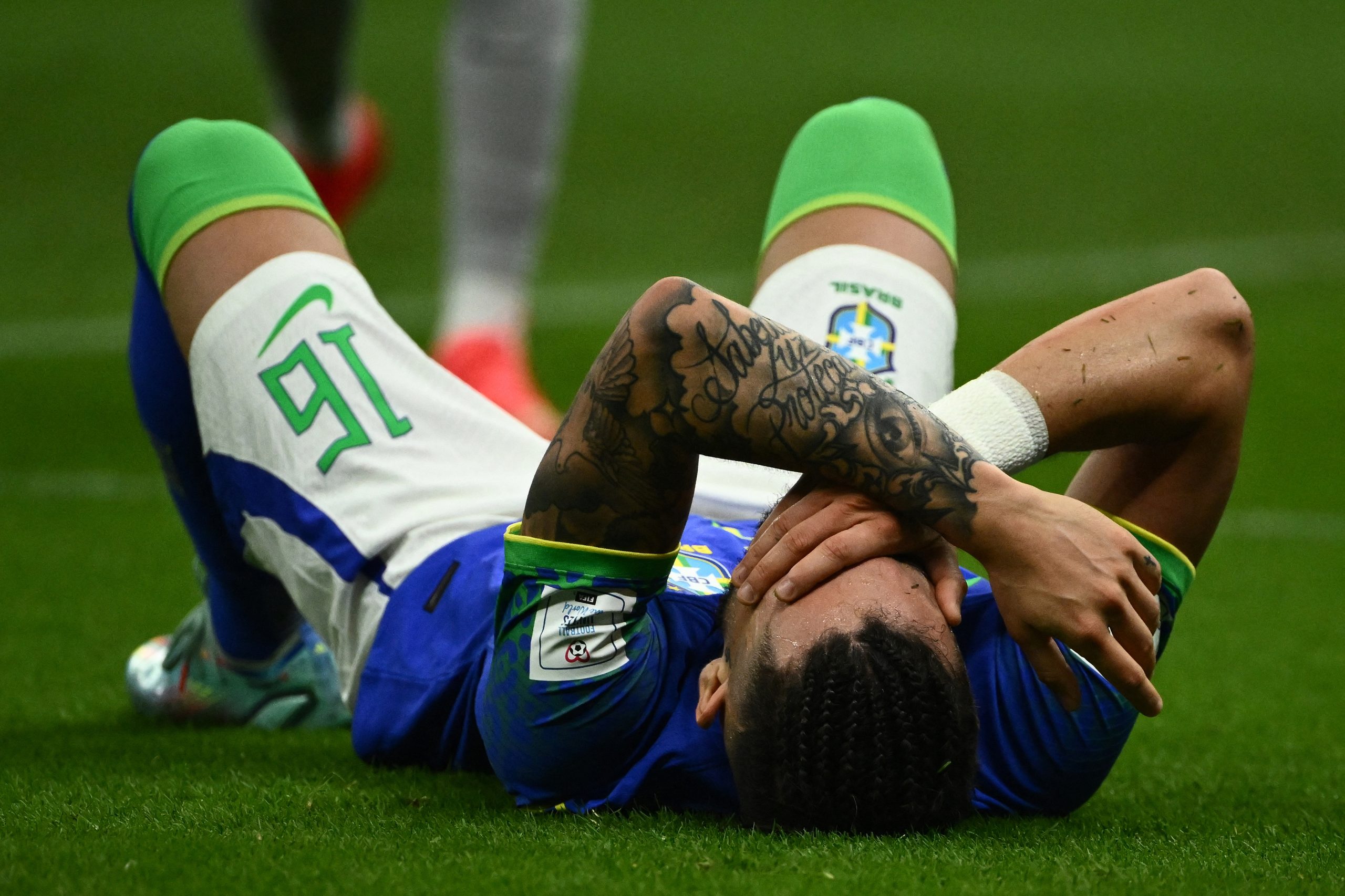 Mundial2022: Alex Telles e Gabriel Jesus falham o resto da prova por lesão