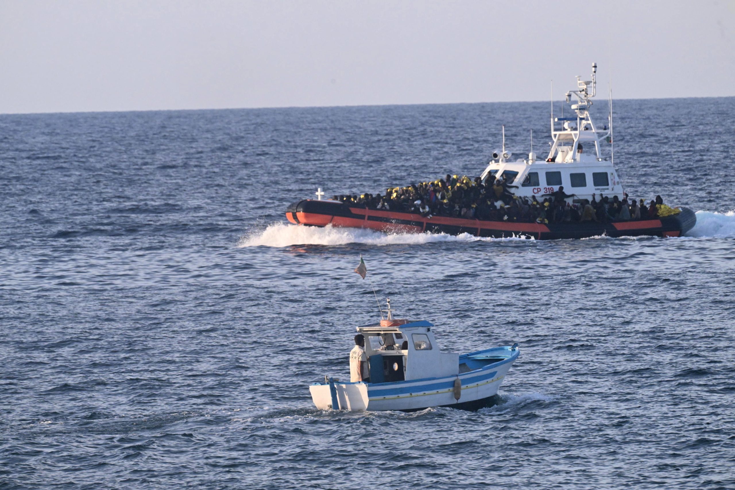 França diz que não acolherá migrantes procedentes de Lampedusa