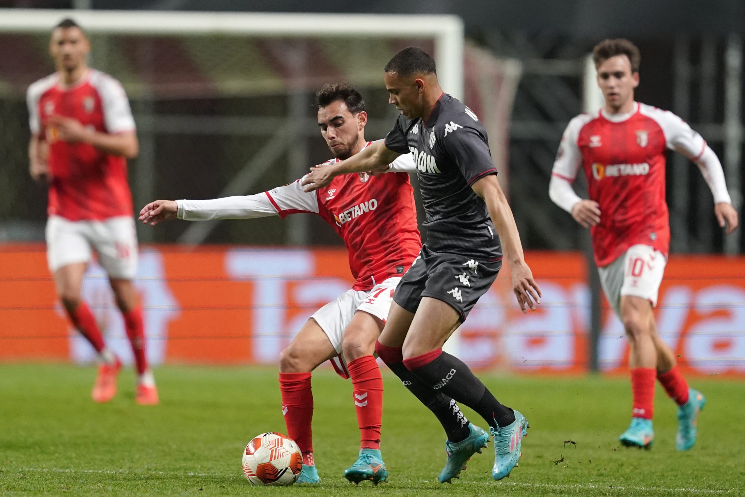 Sporting de Braga vence Mónaco na primeira mão dos ‘oitavos’ da Liga Europa