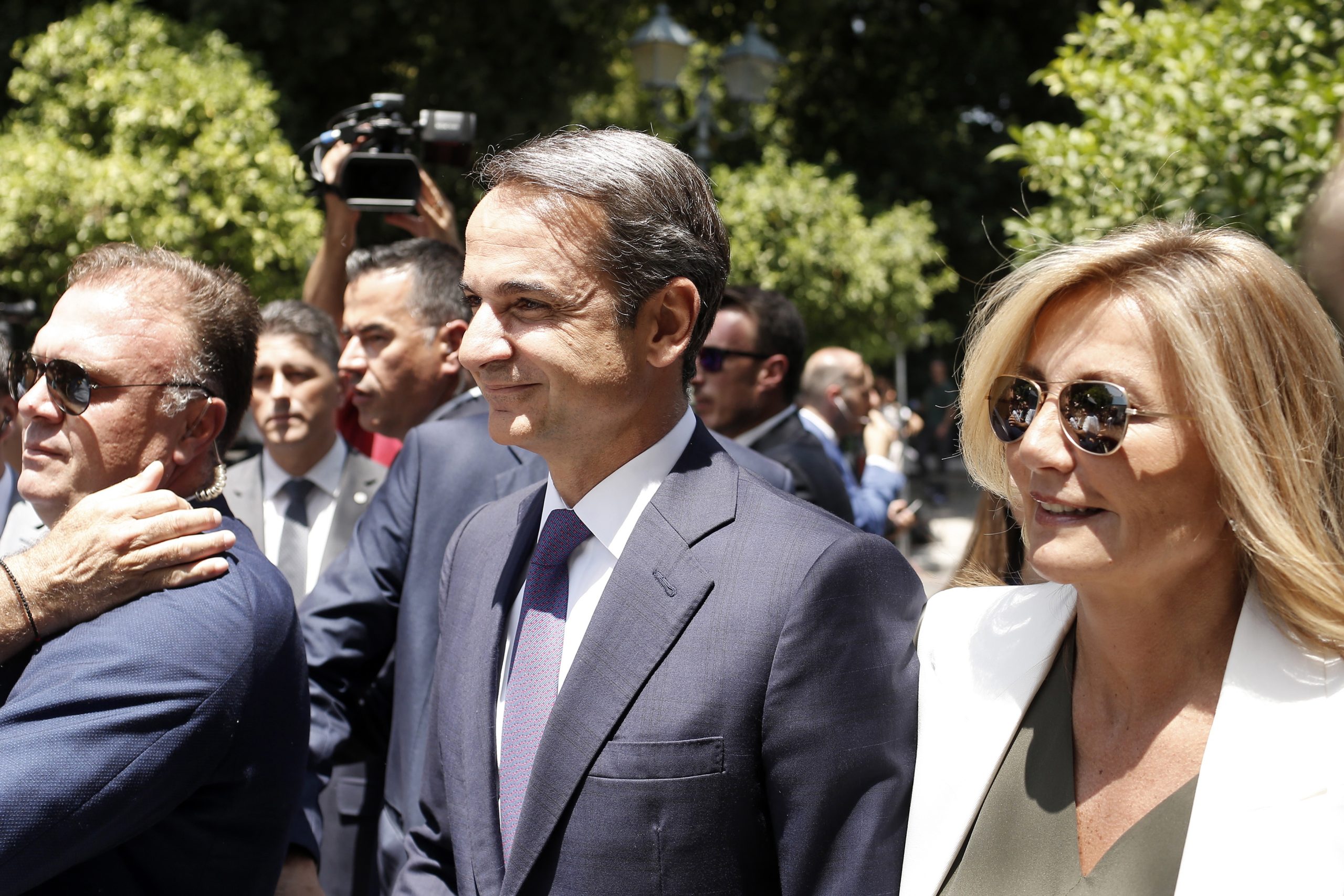 Kyriakos Mitsotakis oficialmente investido como primeiro-ministro da Grécia