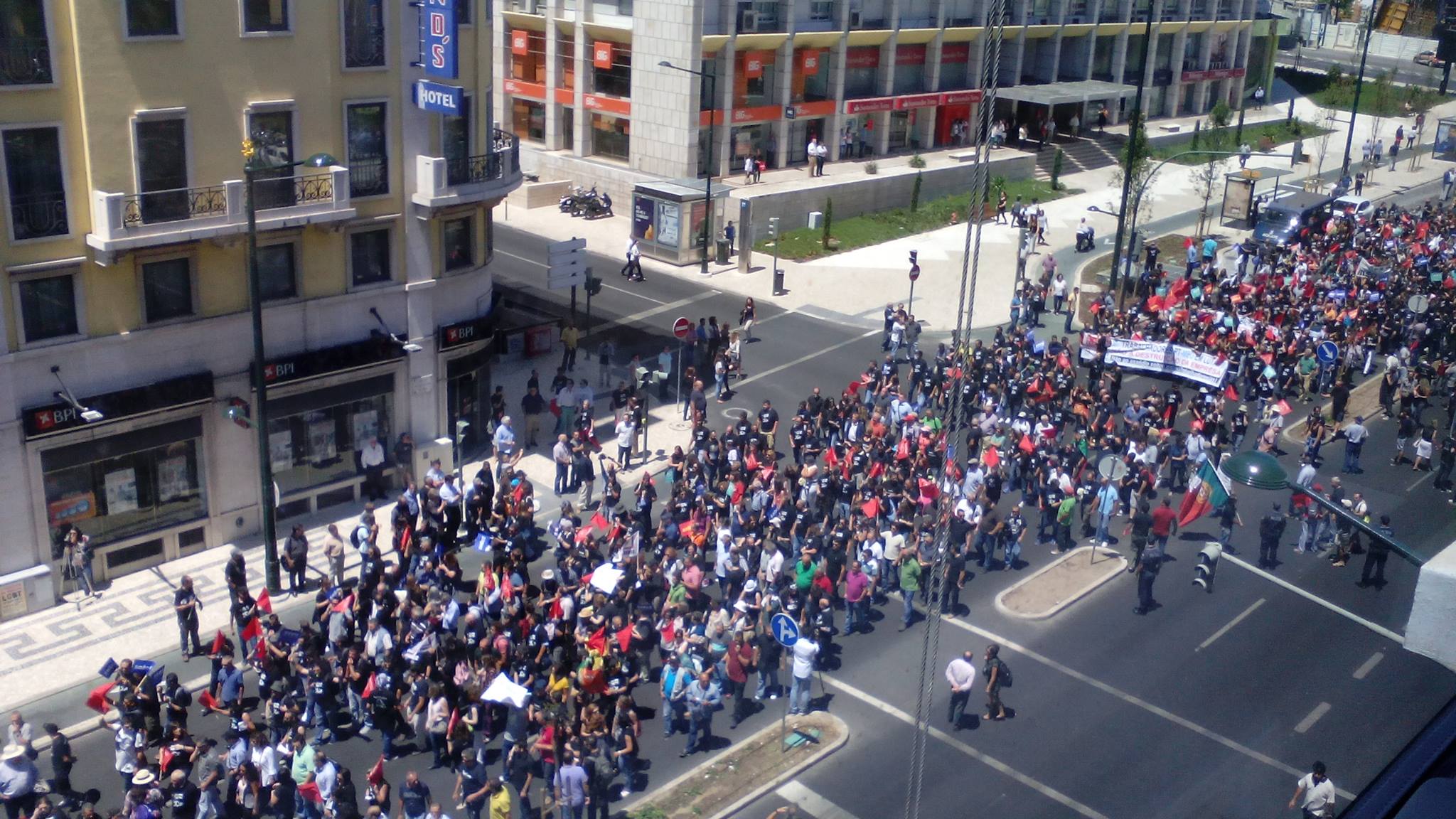 Trabalhadores da PT/MEO em marcha de Picoas até São Bento