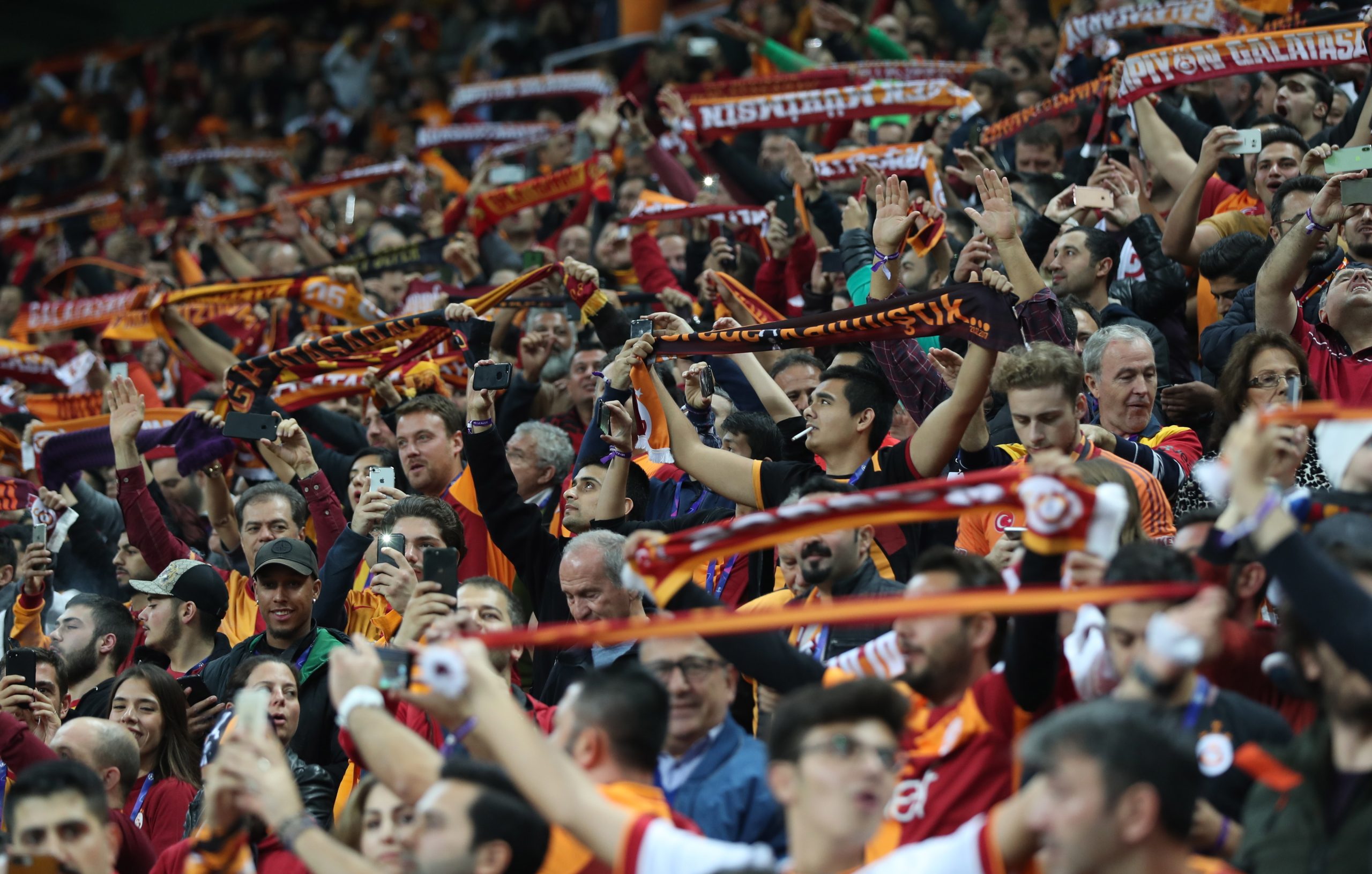 Galatasaray perde e falha liderança da liga turca de futebol