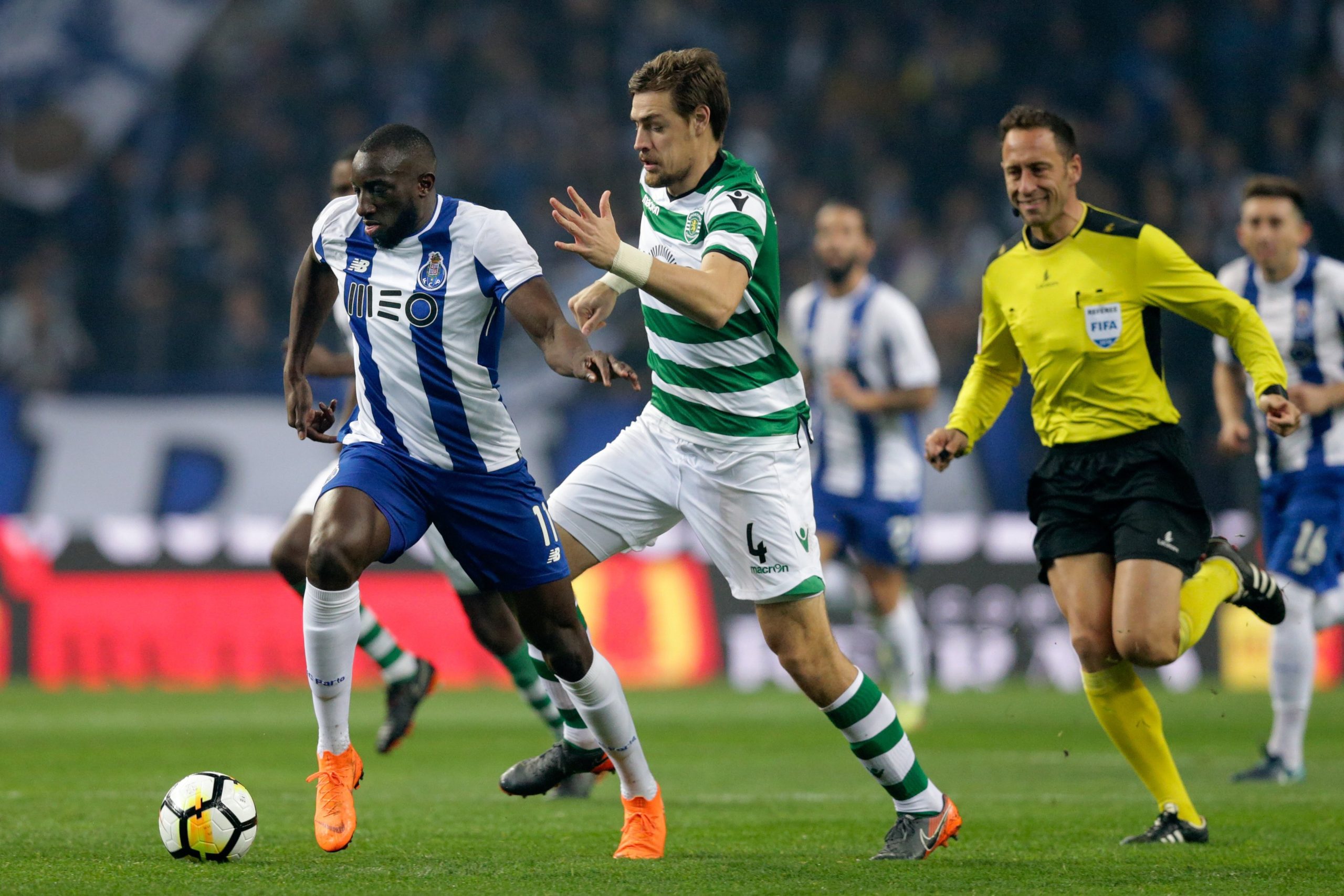 FC Porto bate Sporting no Dragão