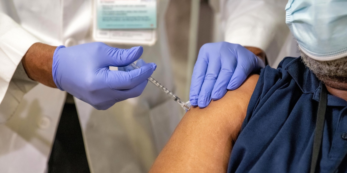 Sindicato exige contratação de enfermeiros para campanha de vacinação gripe/covid-19