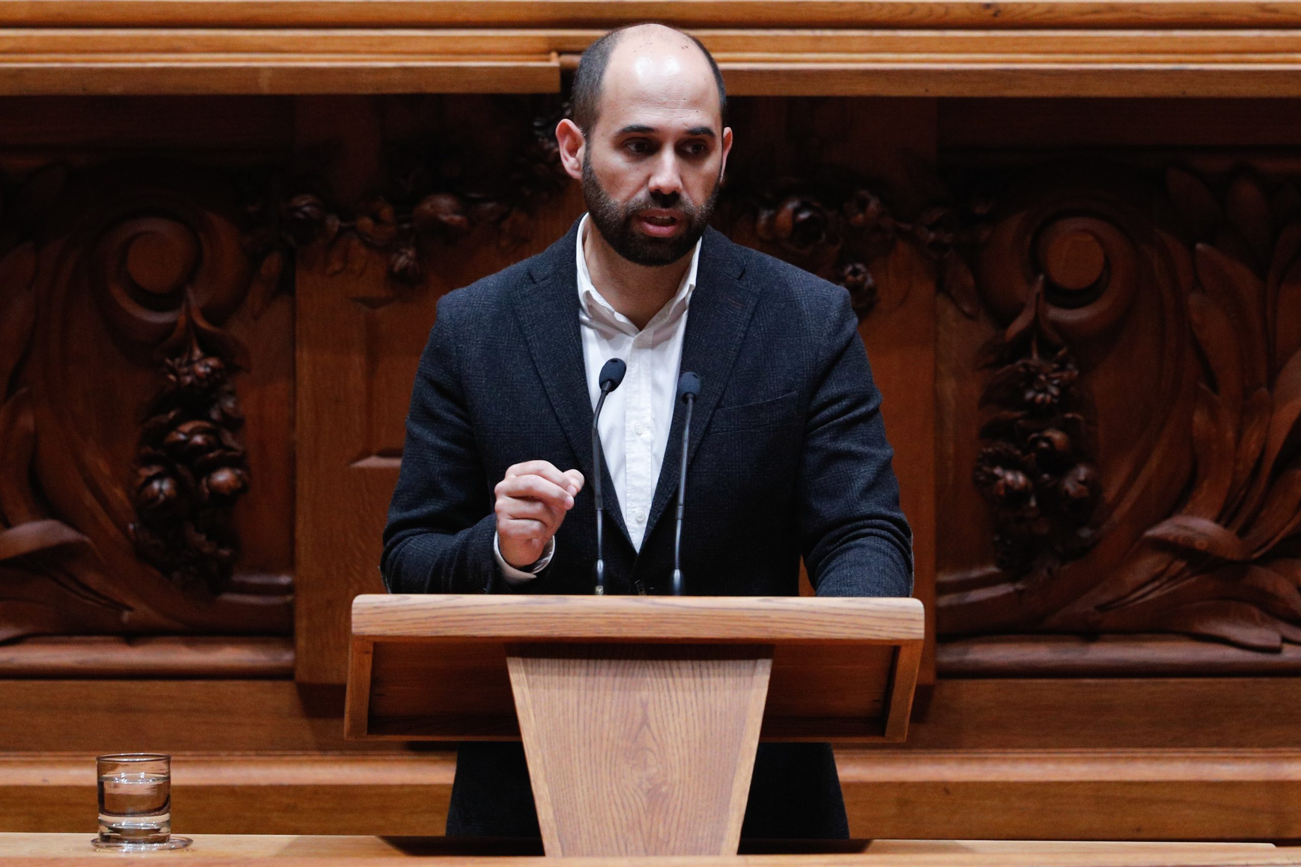 BE muda sentido de voto a aprova proposta do PSD que reforça verbas do Fundo de Emergência Municipal
