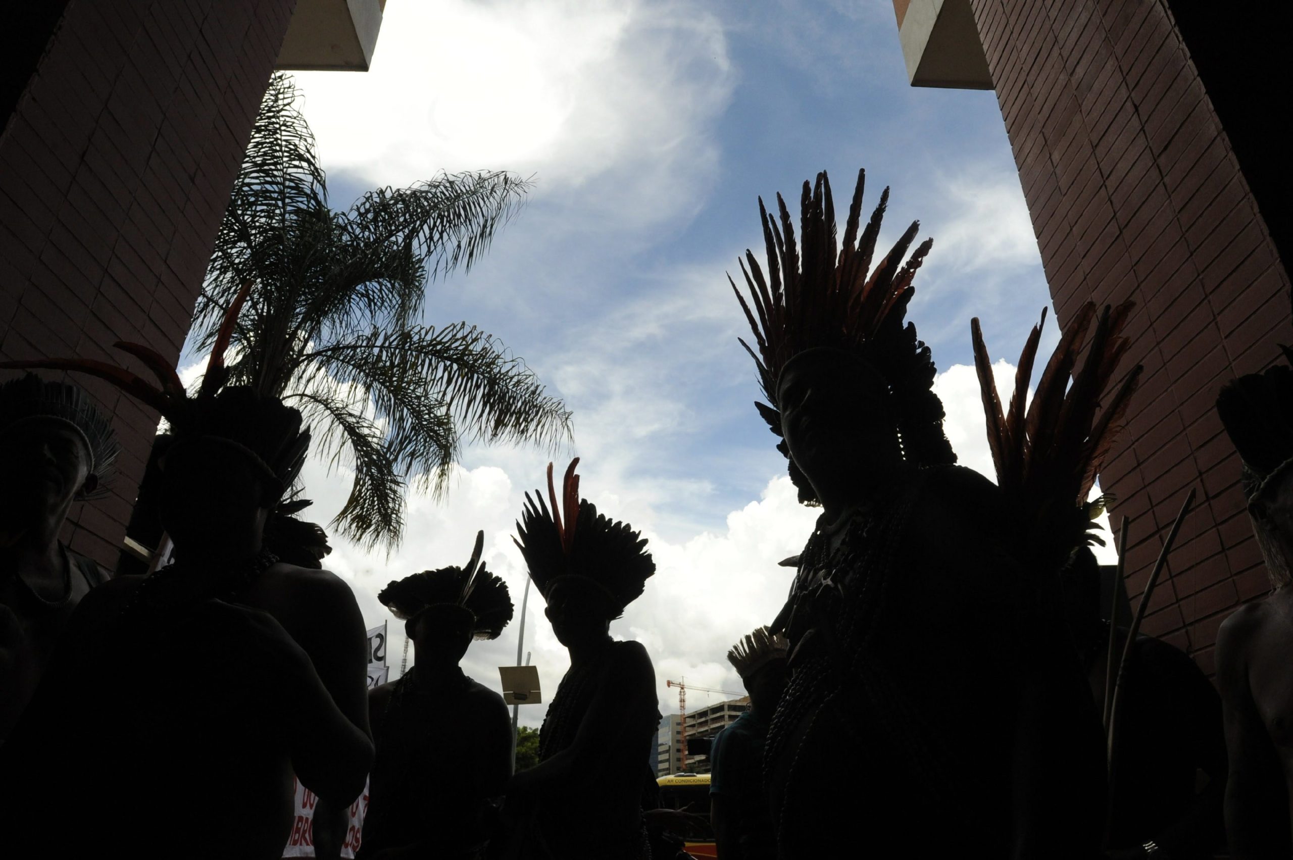 Brasil envia expedição para localizar grupo de índios isolados na Amazónia