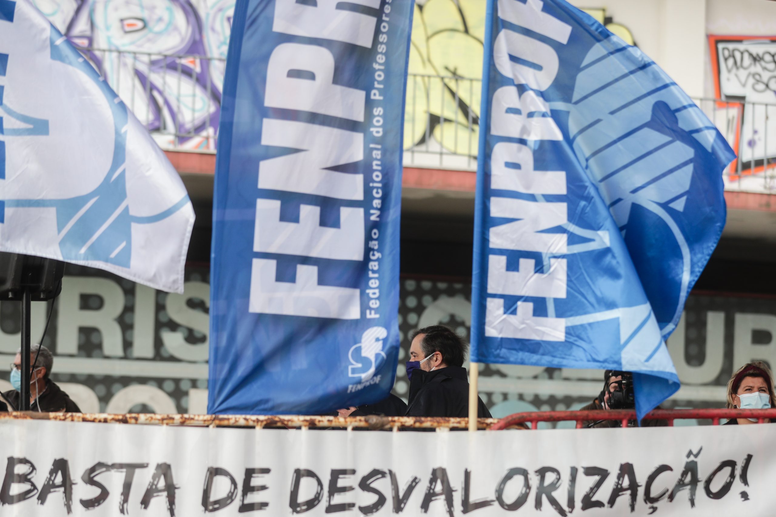 Greve dos professores com adesão a rondar os 90%