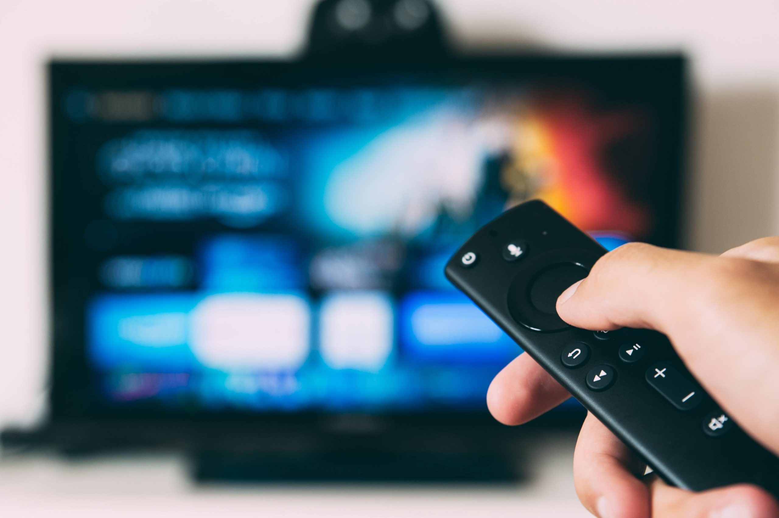 PJ e Europol desmantelam serviço de transmissão de TV pirata